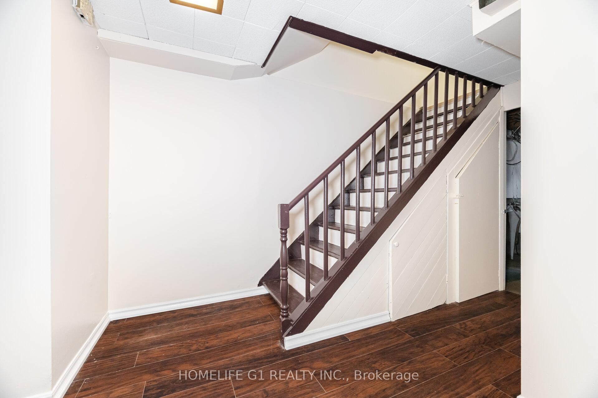 Photo 35 of 18 Laurel Valley Court, Vaughan, Glen Shields — HOMEH