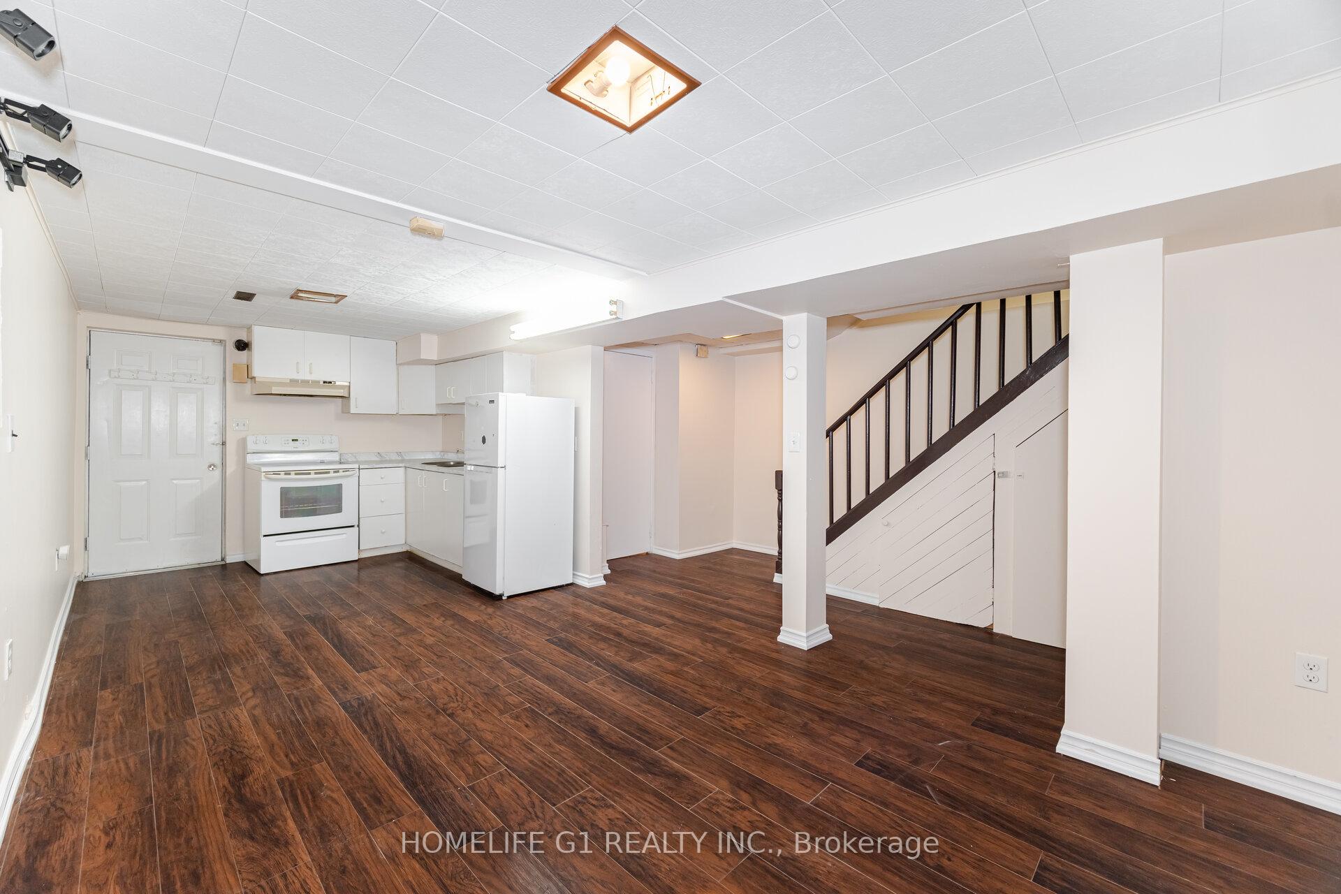 Photo 36 of 18 Laurel Valley Court, Vaughan, Glen Shields — HOMEH