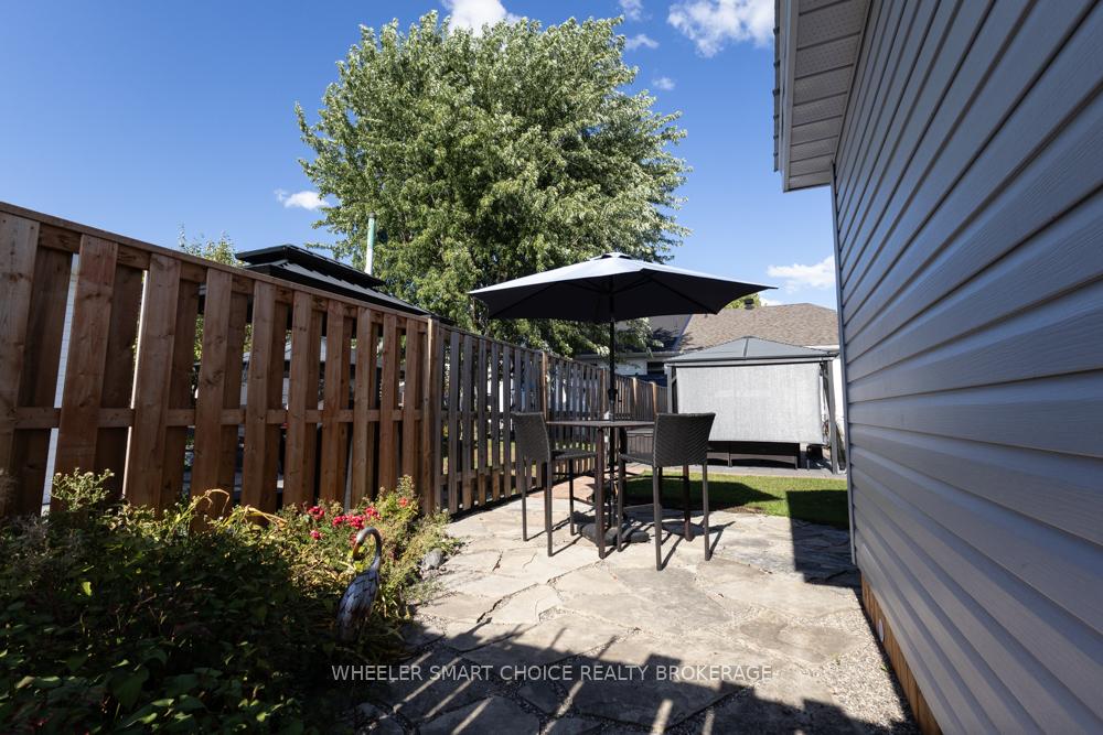 Photo 42 of 402 Ellen Avenue, Cornwall — HOMEH