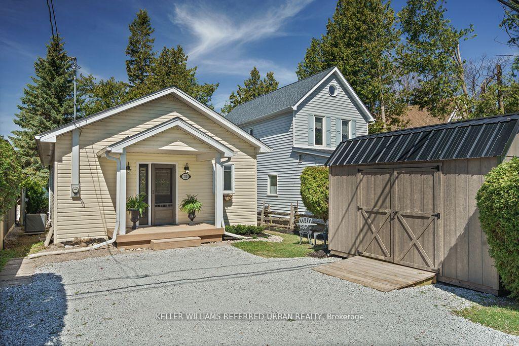 Photo 4 of 210 Morrison Avenue, Brock, Beaverton — HOMEH