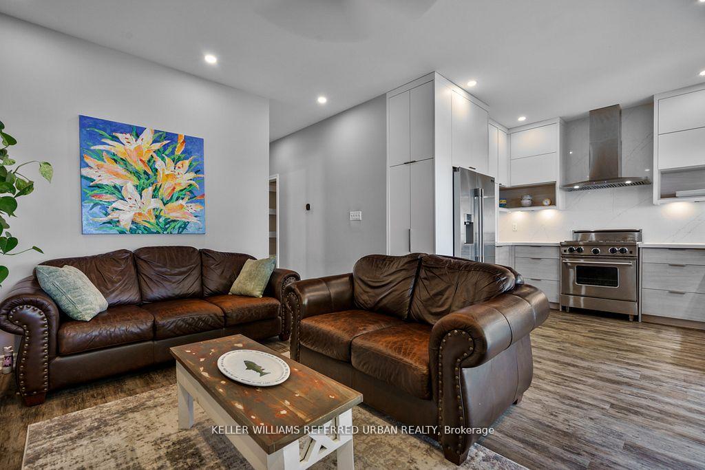 Photo 14 of 210 Morrison Avenue, Brock, Beaverton — HOMEH