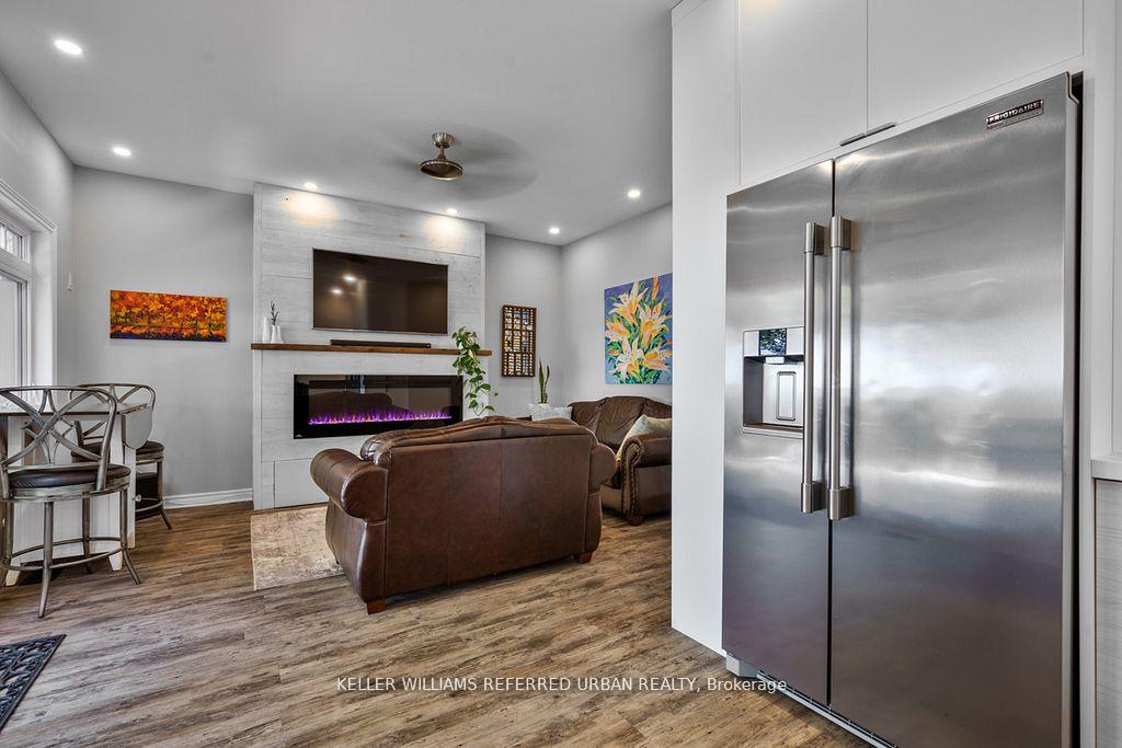 Photo 13 of 210 Morrison Avenue, Brock, Beaverton — HOMEH