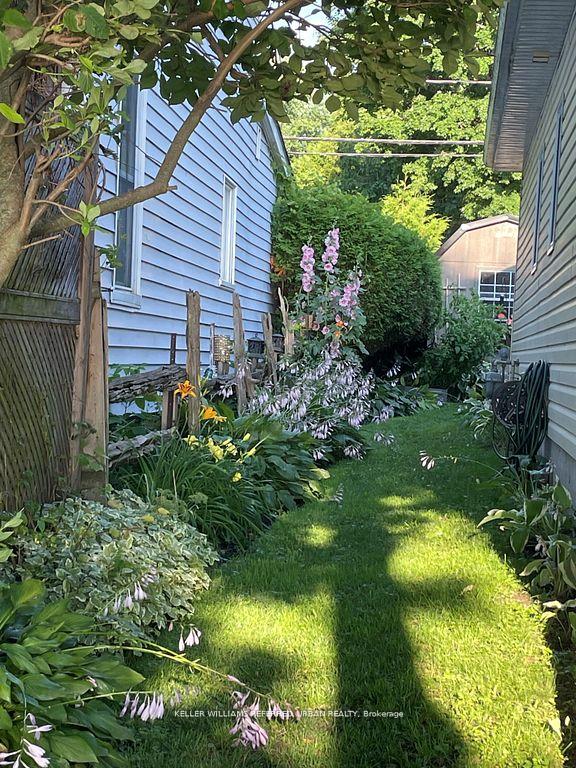 Photo 33 of 210 Morrison Avenue, Brock, Beaverton — HOMEH