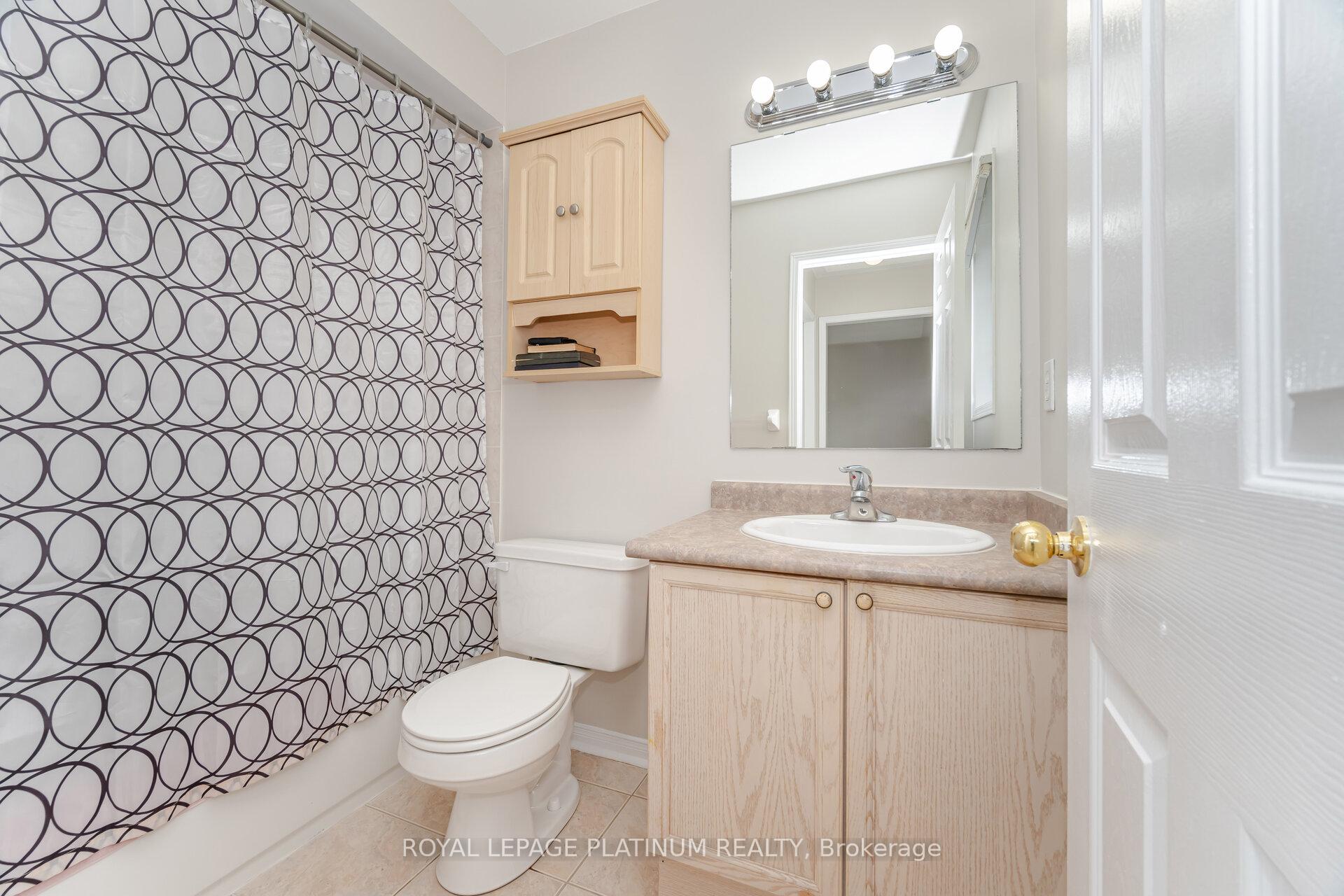 Photo 26 of 32 Penbridge Circle, Brampton, Fletcher's Meadow — HOMEH