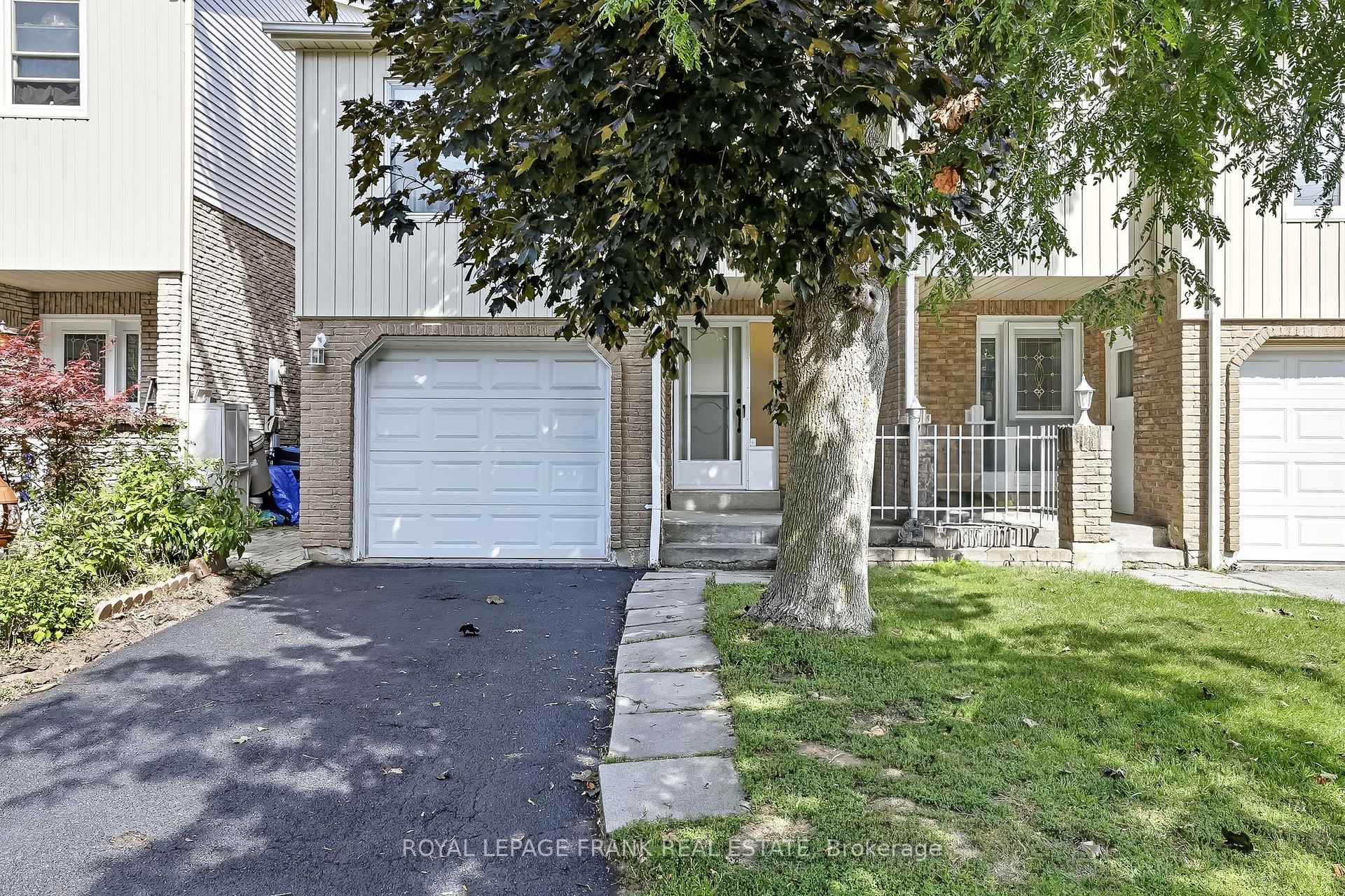 Photo 27 of 72 Reginald Crescent, Markham, Markham Village — HOMEH