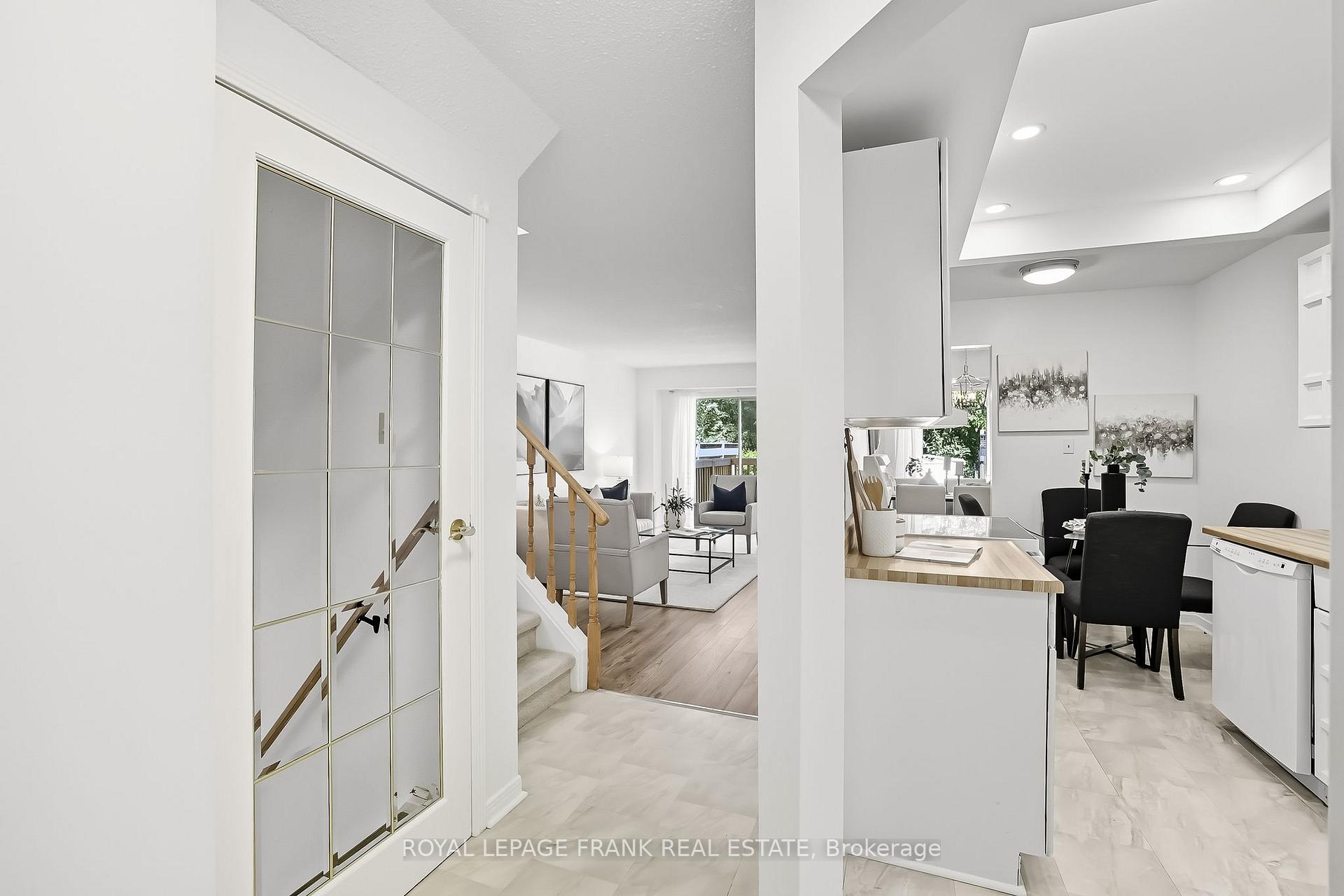 Photo 11 of 72 Reginald Crescent, Markham, Markham Village — HOMEH