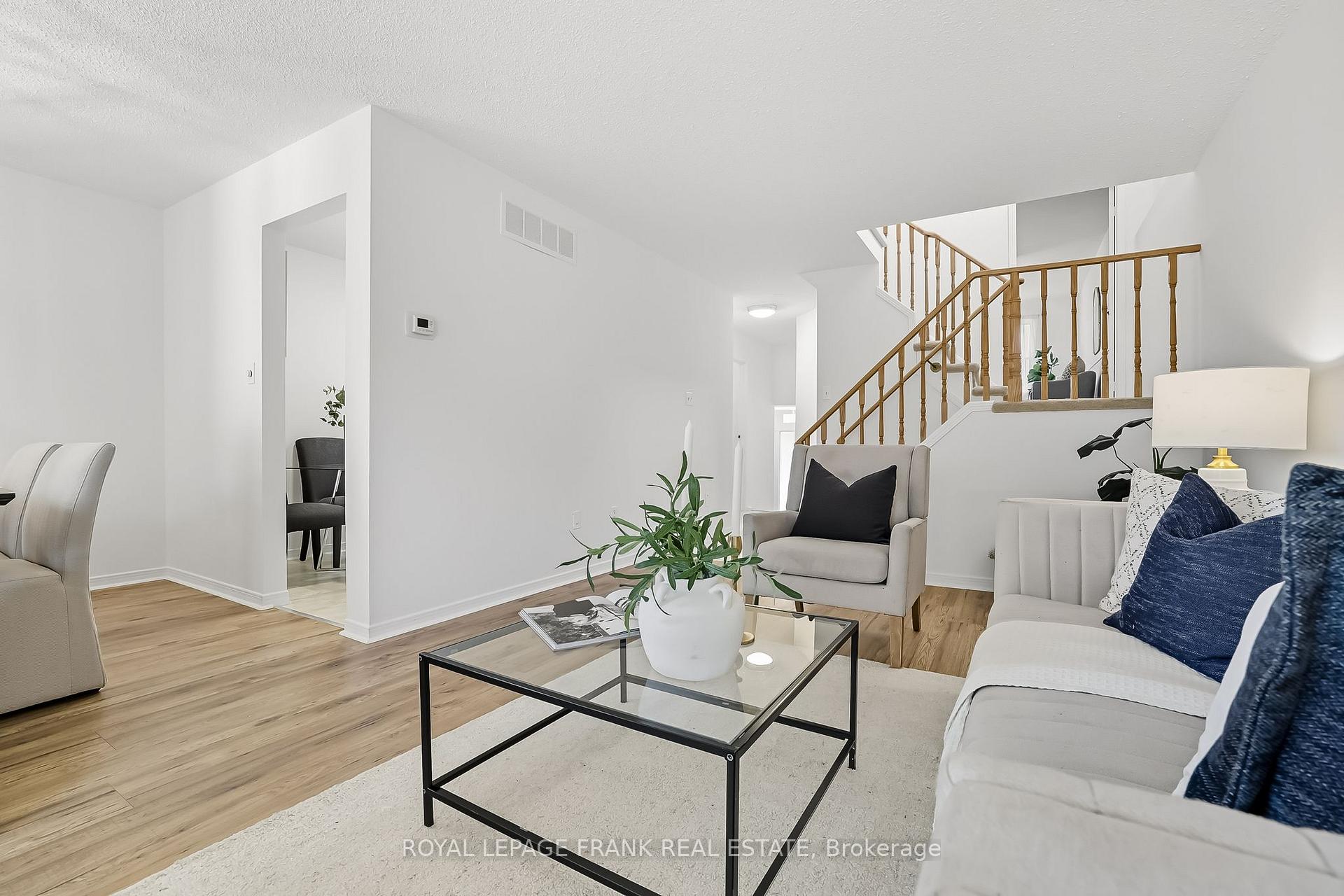Photo 25 of 72 Reginald Crescent, Markham, Markham Village — HOMEH