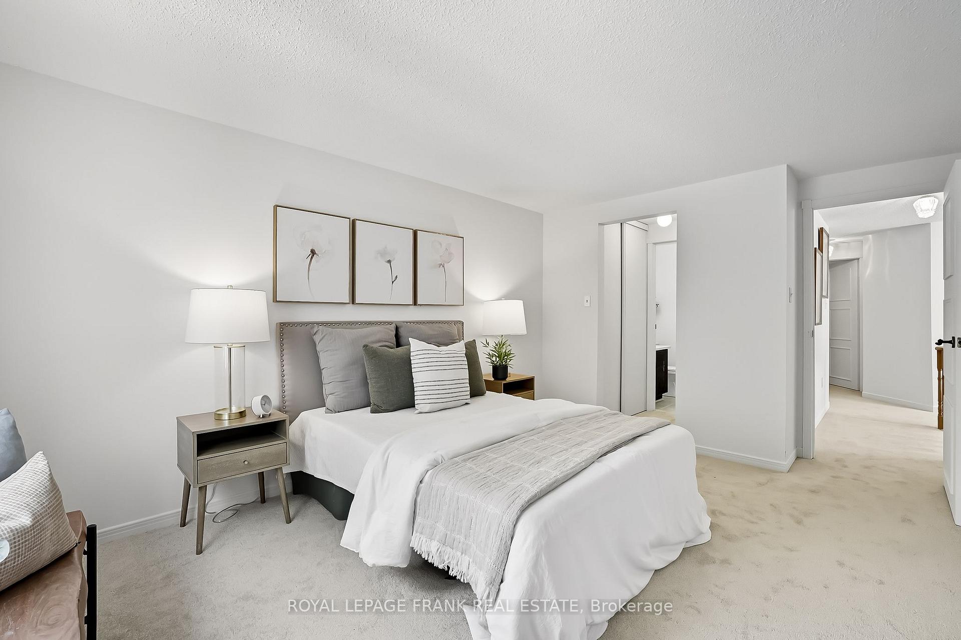 Photo 8 of 72 Reginald Crescent, Markham, Markham Village — HOMEH