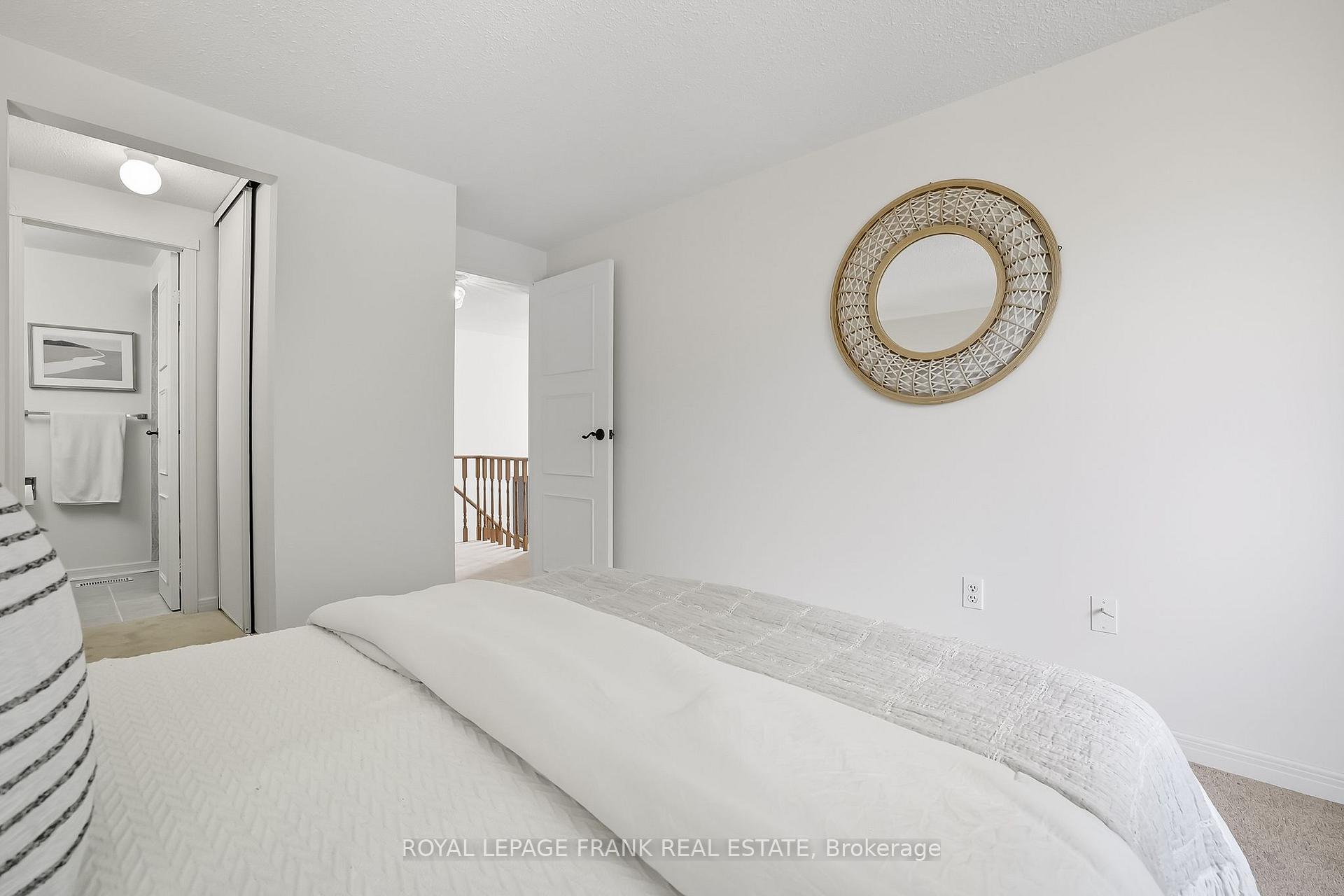 Photo 7 of 72 Reginald Crescent, Markham, Markham Village — HOMEH