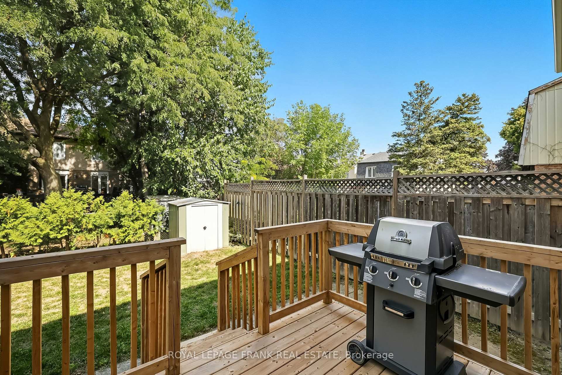 Photo 24 of 72 Reginald Crescent, Markham, Markham Village — HOMEH
