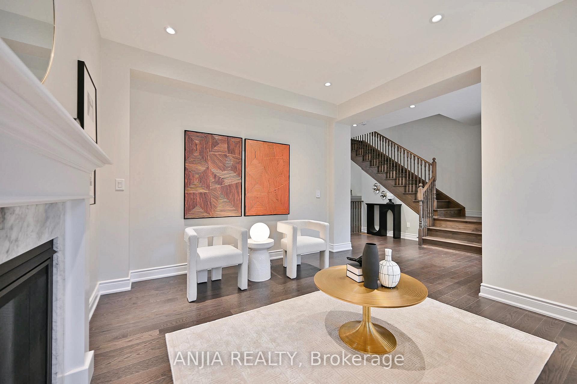 Photo 31 of 19 York Downs Boulevard, Markham, Angus Glen — HOMEH