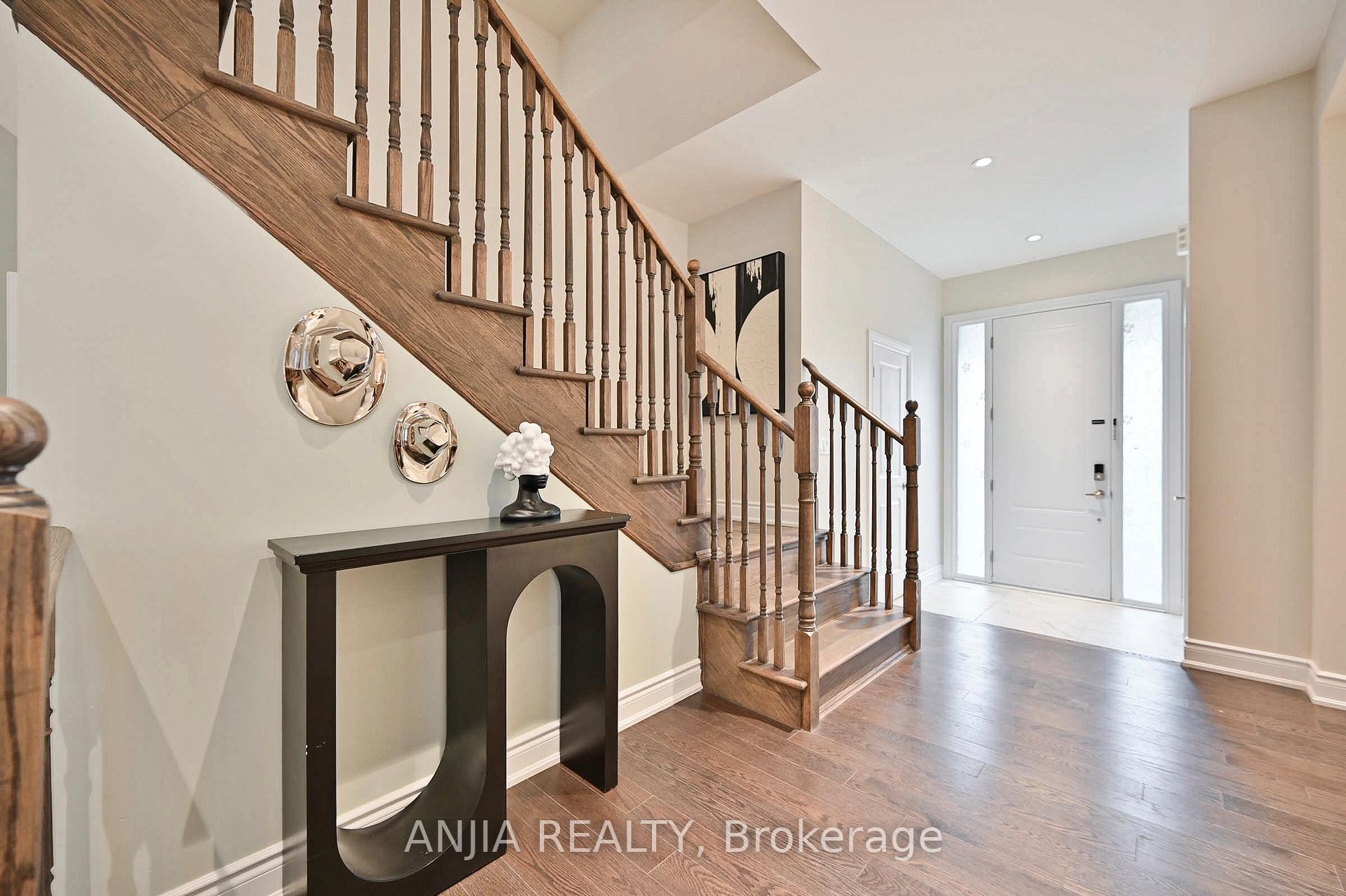 Photo 11 of 19 York Downs Boulevard, Markham, Angus Glen — HOMEH