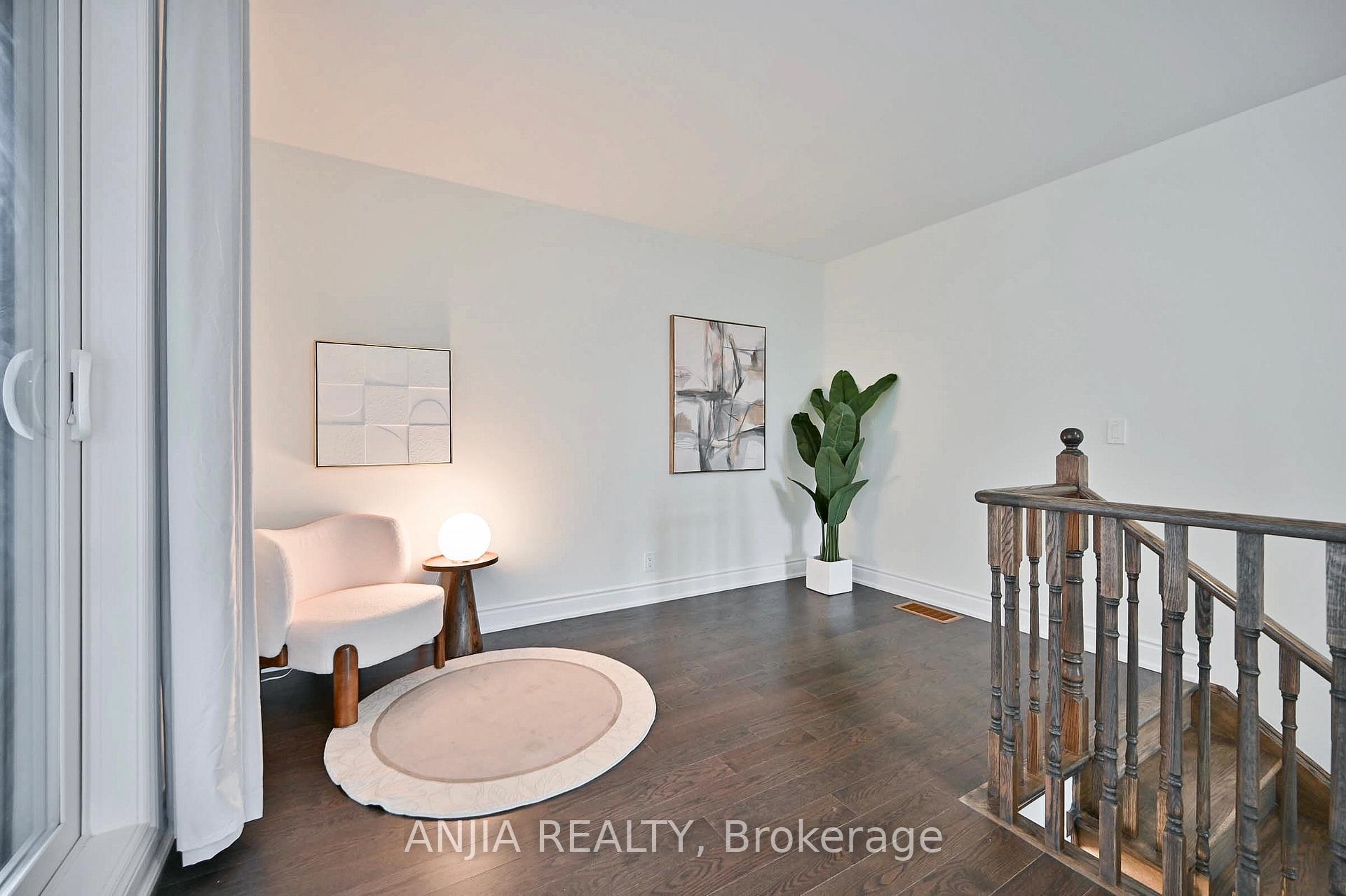 Photo 43 of 19 York Downs Boulevard, Markham, Angus Glen — HOMEH