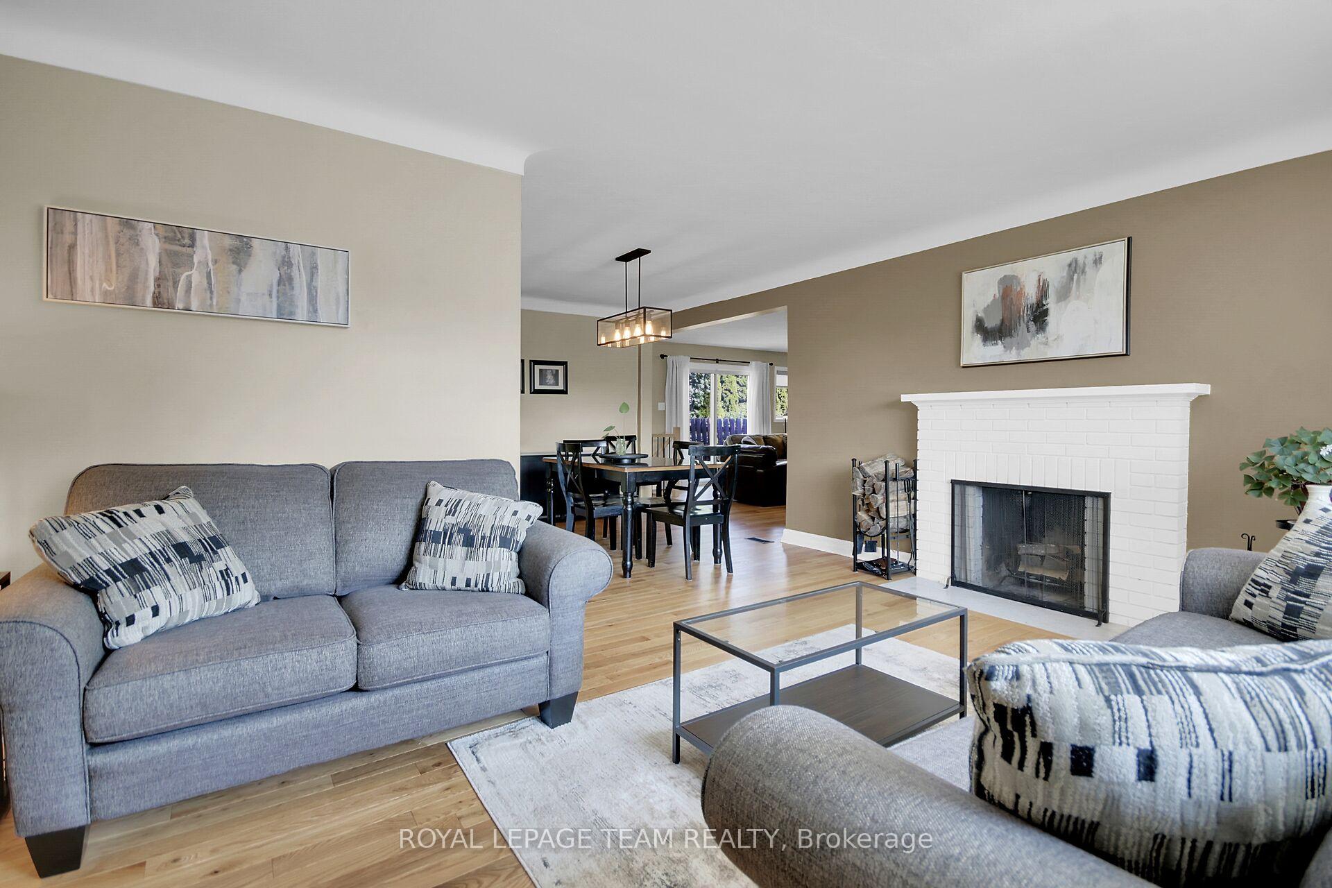Photo 10 of 43 Epworth Avenue, Ottawa, Meadowlands/St. Claire Gardens — HOMEH