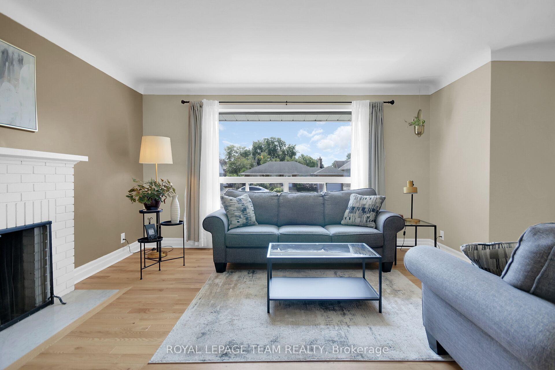 Photo 9 of 43 Epworth Avenue, Ottawa, Meadowlands/St. Claire Gardens — HOMEH