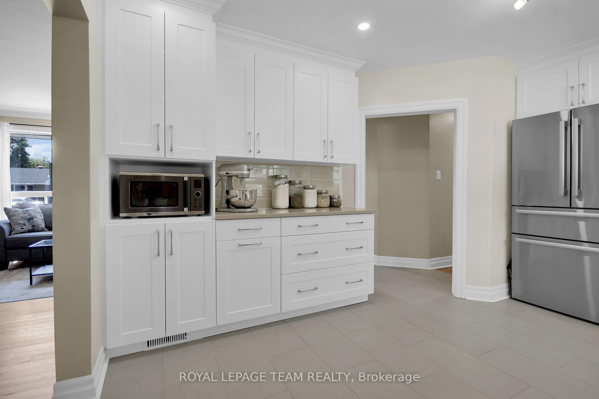 Photo 16 of 43 Epworth Avenue, Ottawa, Meadowlands/St. Claire Gardens — HOMEH