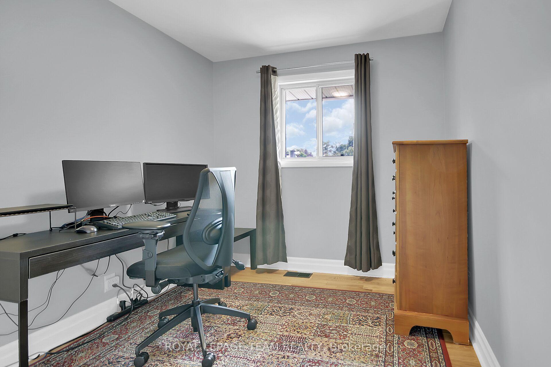 Photo 22 of 43 Epworth Avenue, Ottawa, Meadowlands/St. Claire Gardens — HOMEH
