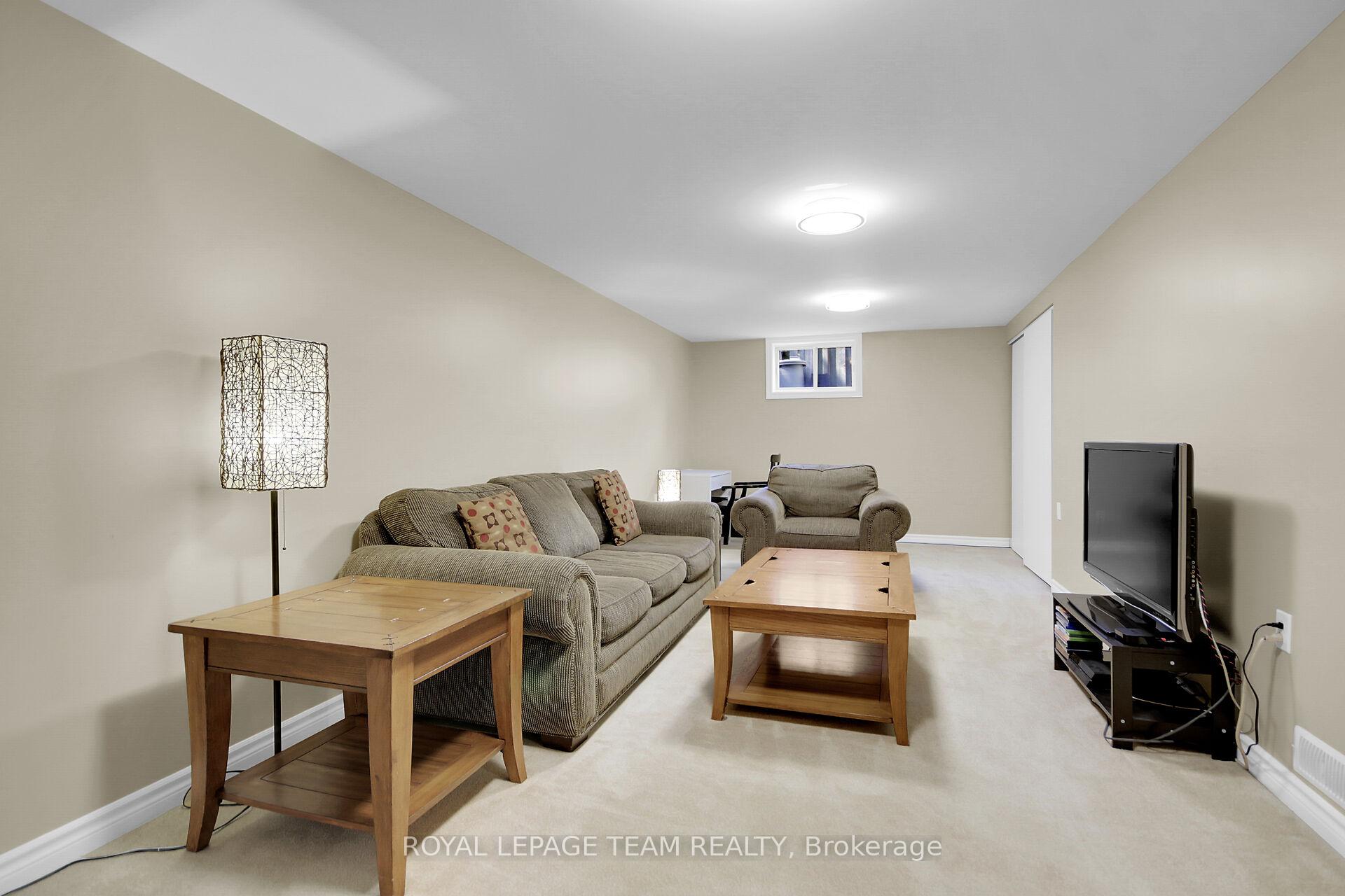 Photo 27 of 43 Epworth Avenue, Ottawa, Meadowlands/St. Claire Gardens — HOMEH