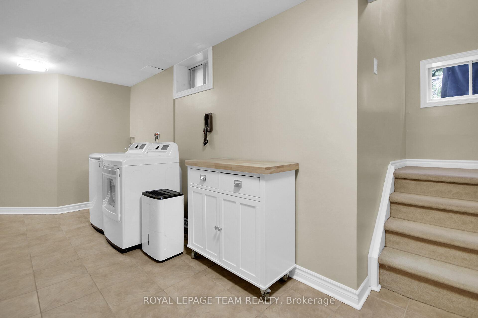 Photo 33 of 43 Epworth Avenue, Ottawa, Meadowlands/St. Claire Gardens — HOMEH