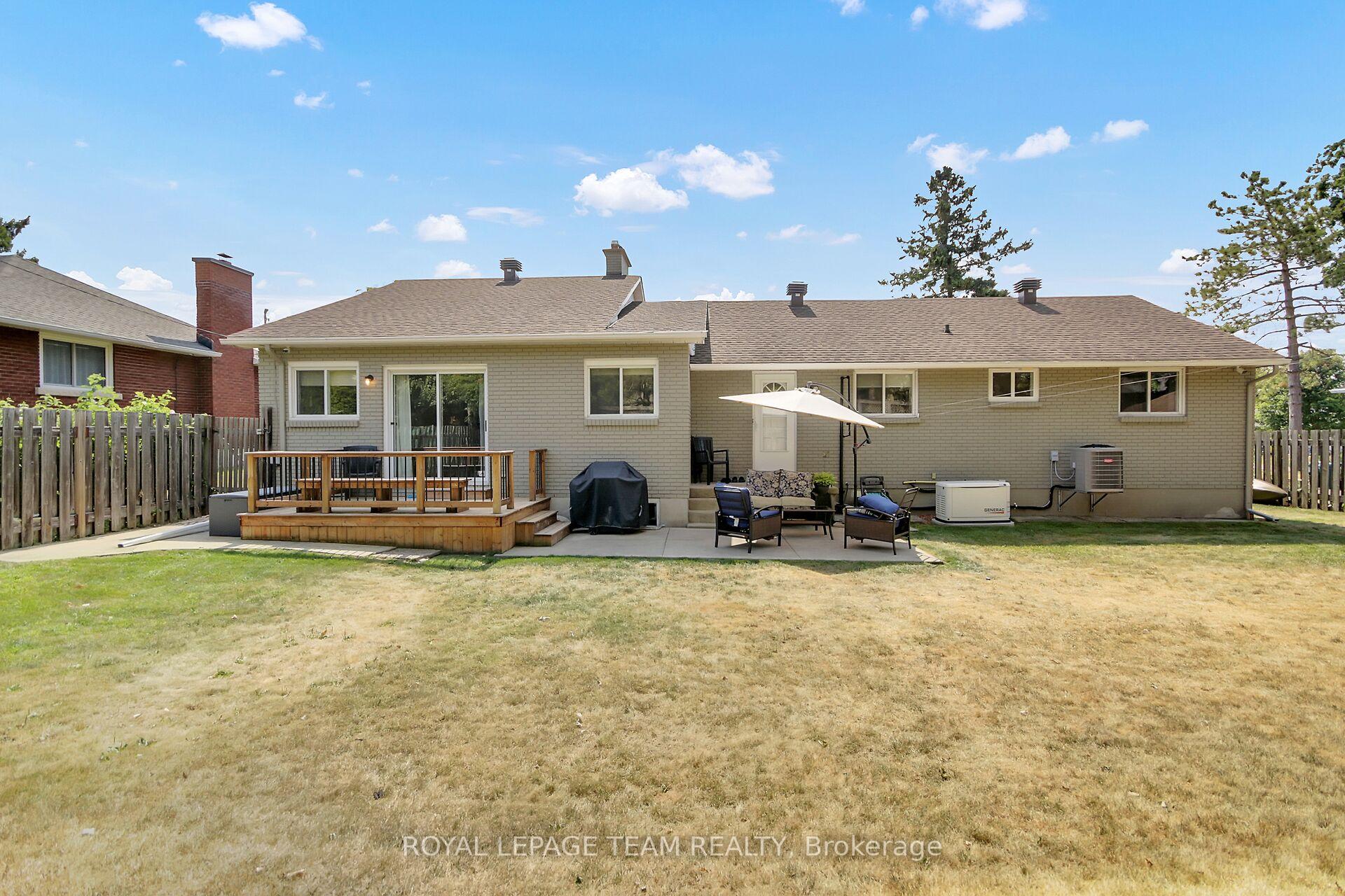 Photo 42 of 43 Epworth Avenue, Ottawa, Meadowlands/St. Claire Gardens — HOMEH