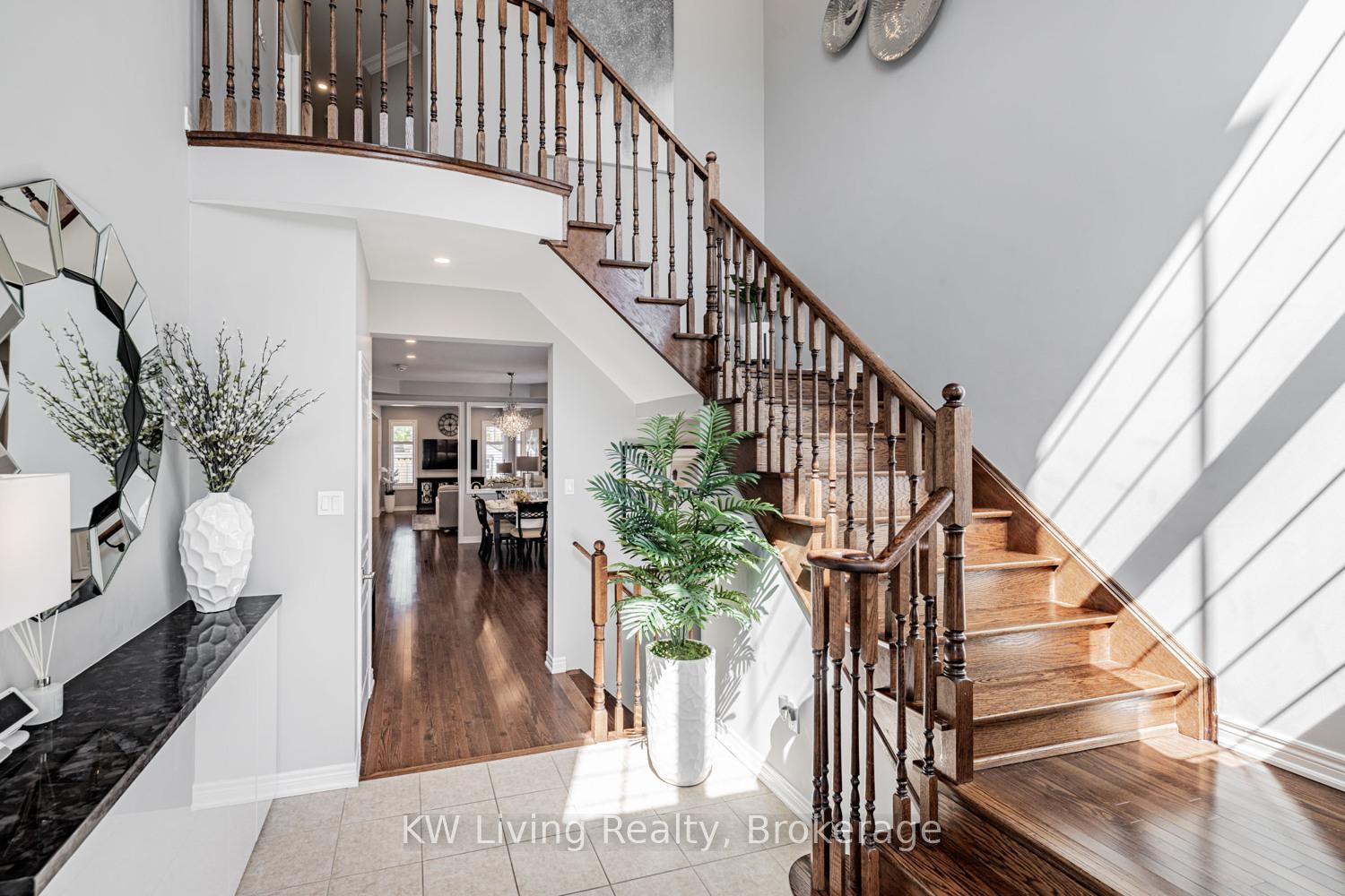 Photo 28 of 84 Manila Avenue, Markham, Berczy — HOMEH