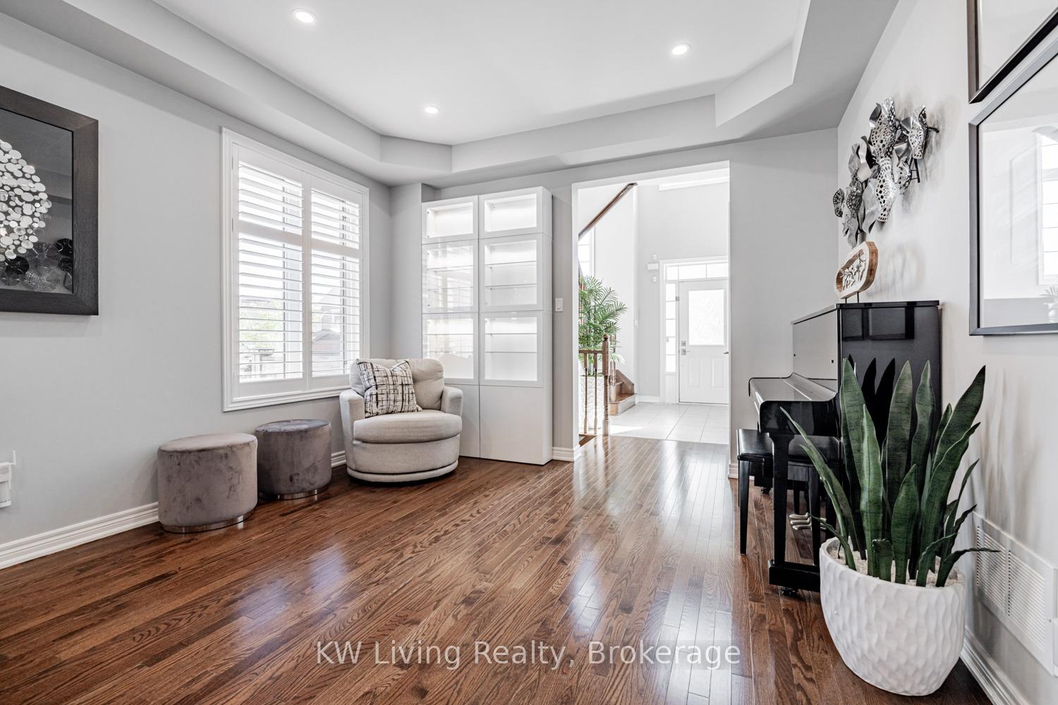 Photo 19 of 84 Manila Avenue, Markham, Berczy — HOMEH