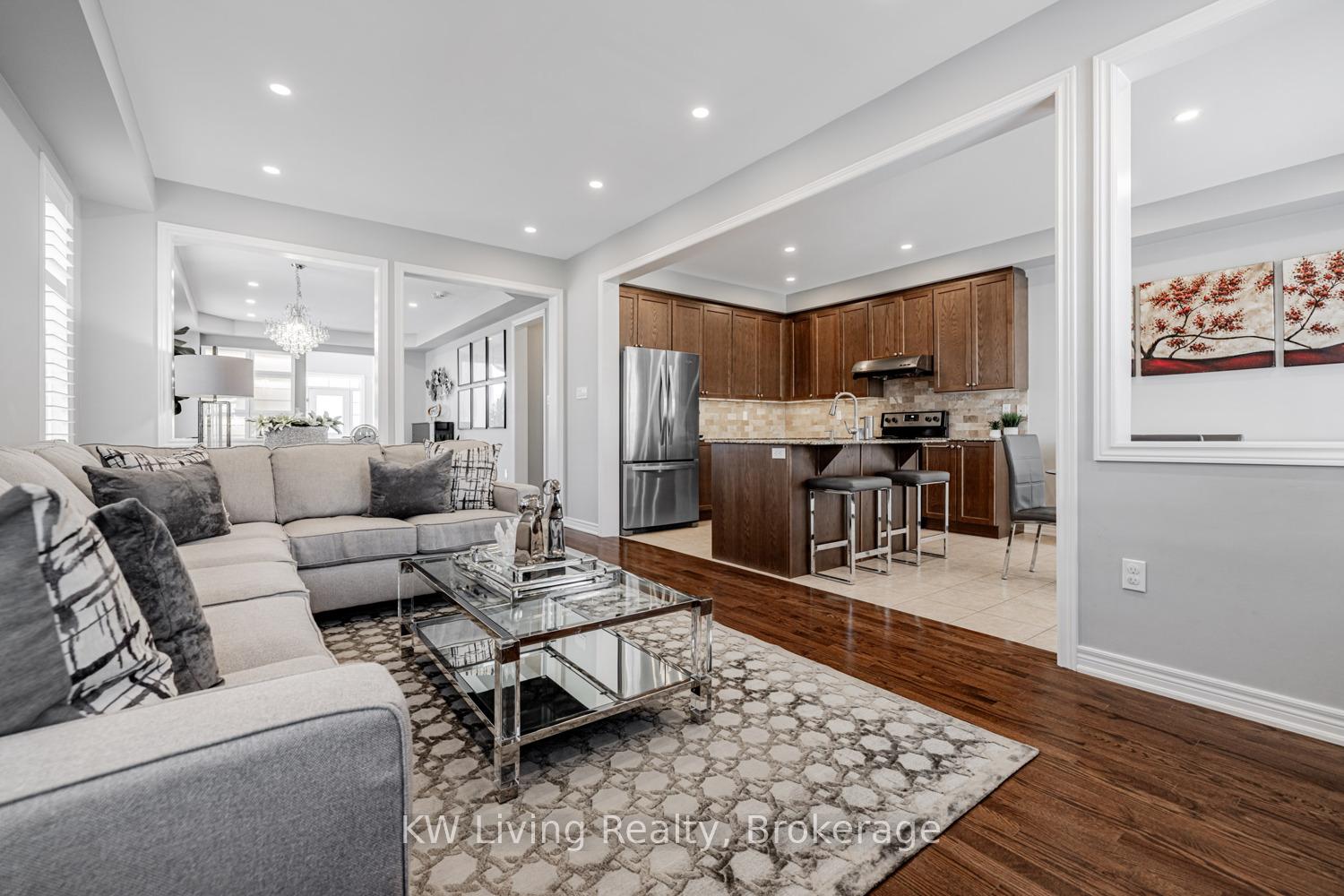 Photo 35 of 84 Manila Avenue, Markham, Berczy — HOMEH