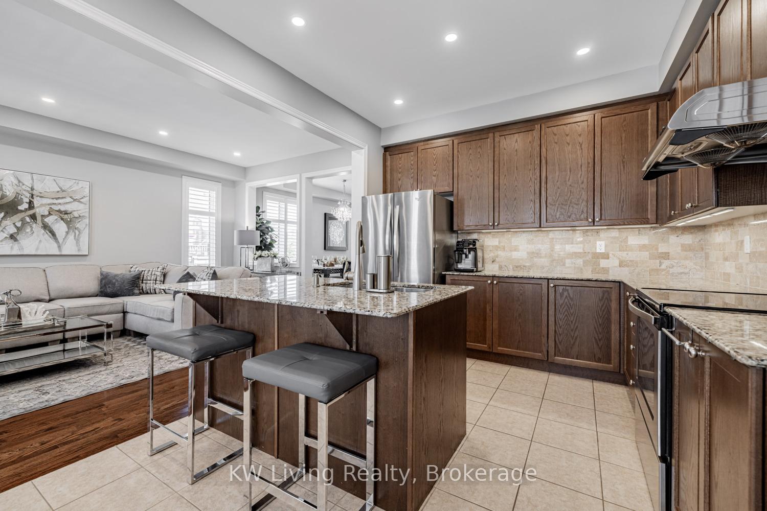 Photo 13 of 84 Manila Avenue, Markham, Berczy — HOMEH