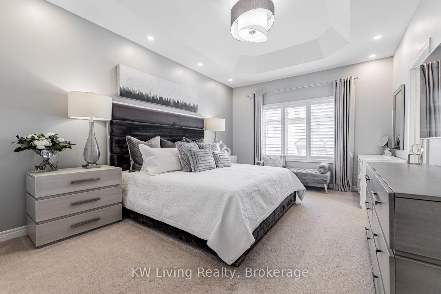 Photo 8 of 84 Manila Avenue, Markham, Berczy — HOMEH