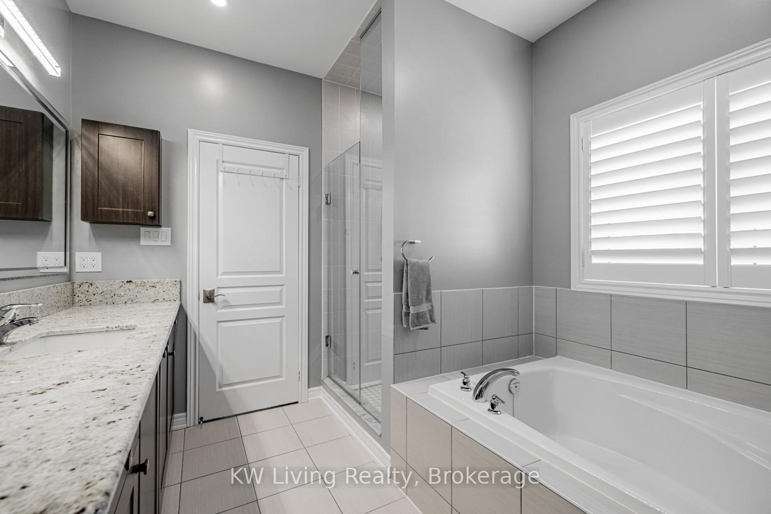 Photo 32 of 84 Manila Avenue, Markham, Berczy — HOMEH