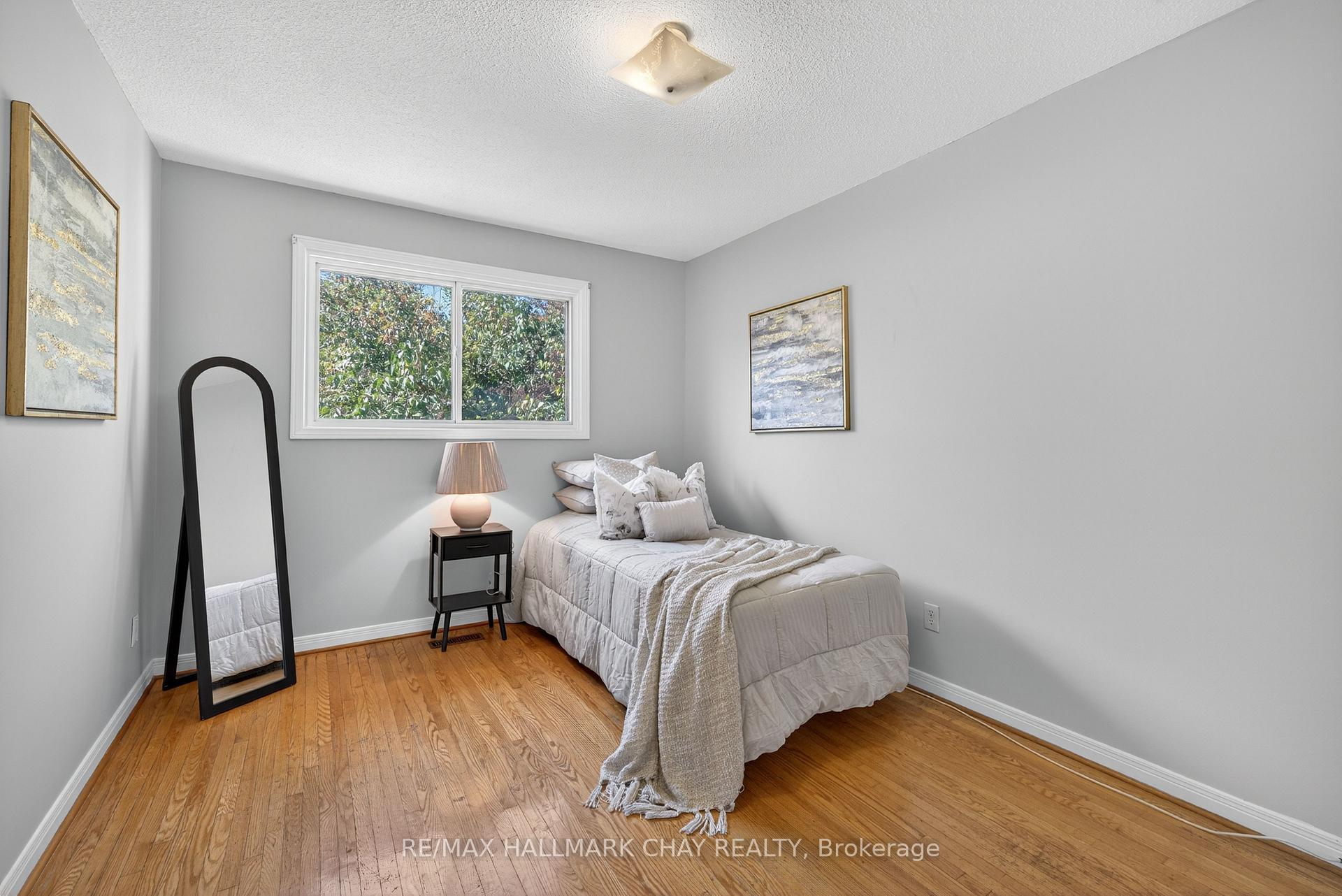 Photo 21 of 82 Lilac Avenue, Markham, Aileen-Willowbrook — HOMEH