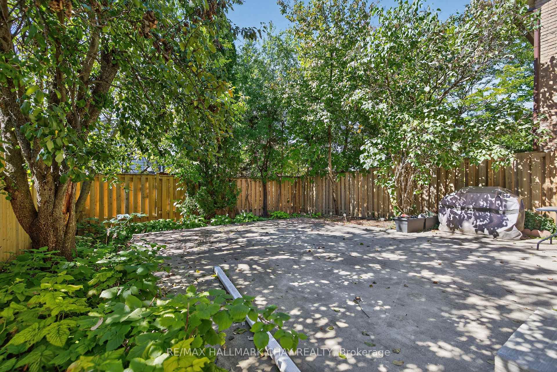 Photo 25 of 82 Lilac Avenue, Markham, Aileen-Willowbrook — HOMEH