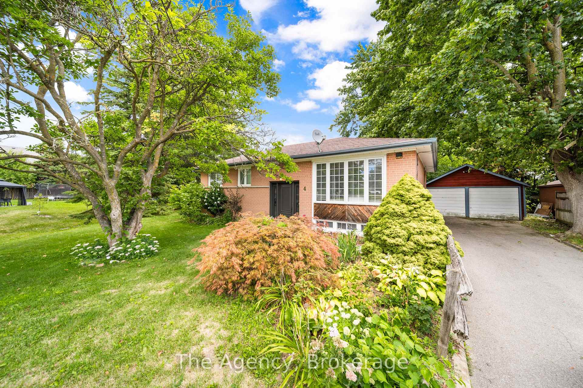 Photo 1 of 4 Hawman Avenue, King, Nobleton — HOMEH