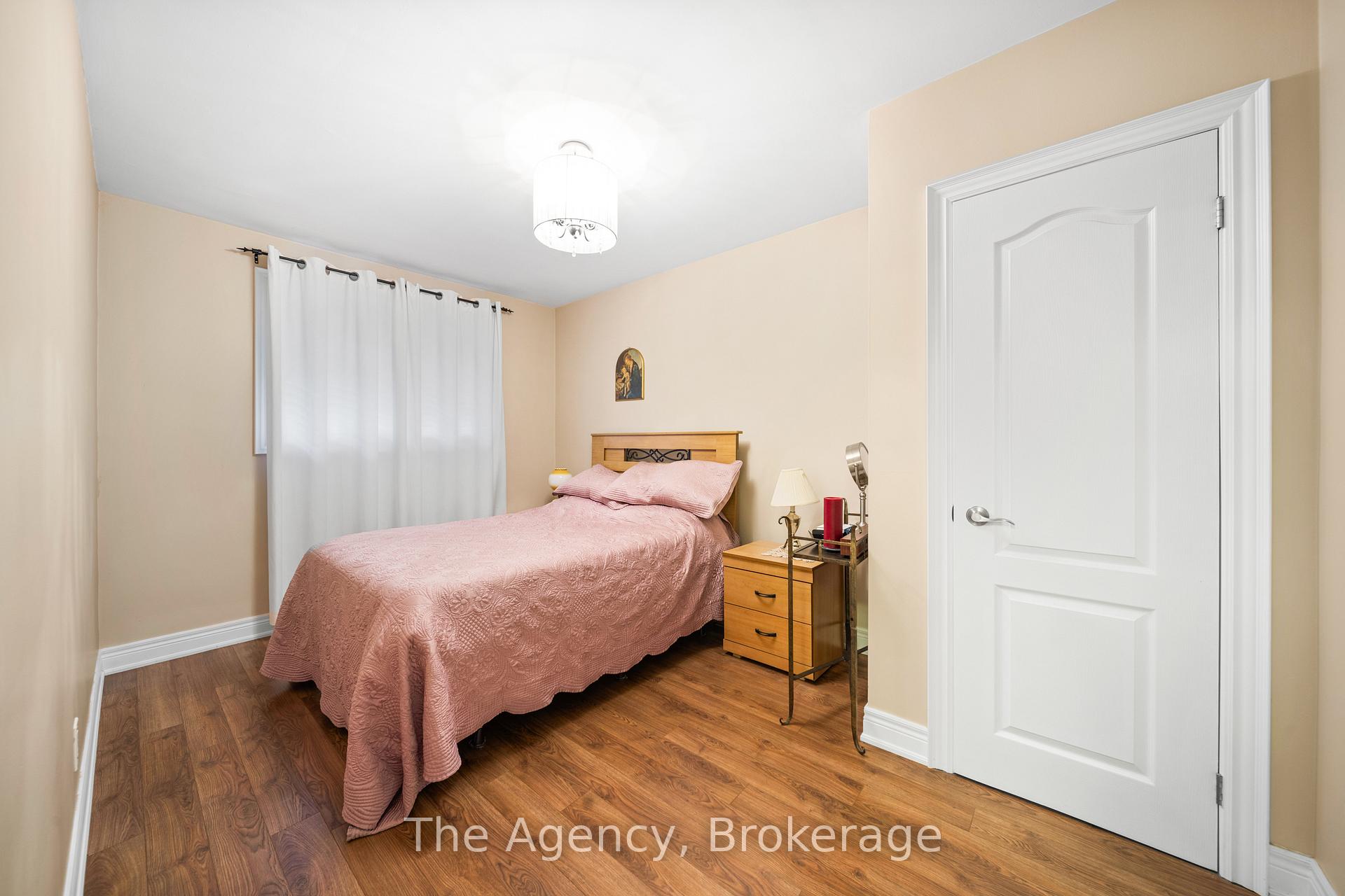 Photo 13 of 4 Hawman Avenue, King, Nobleton — HOMEH