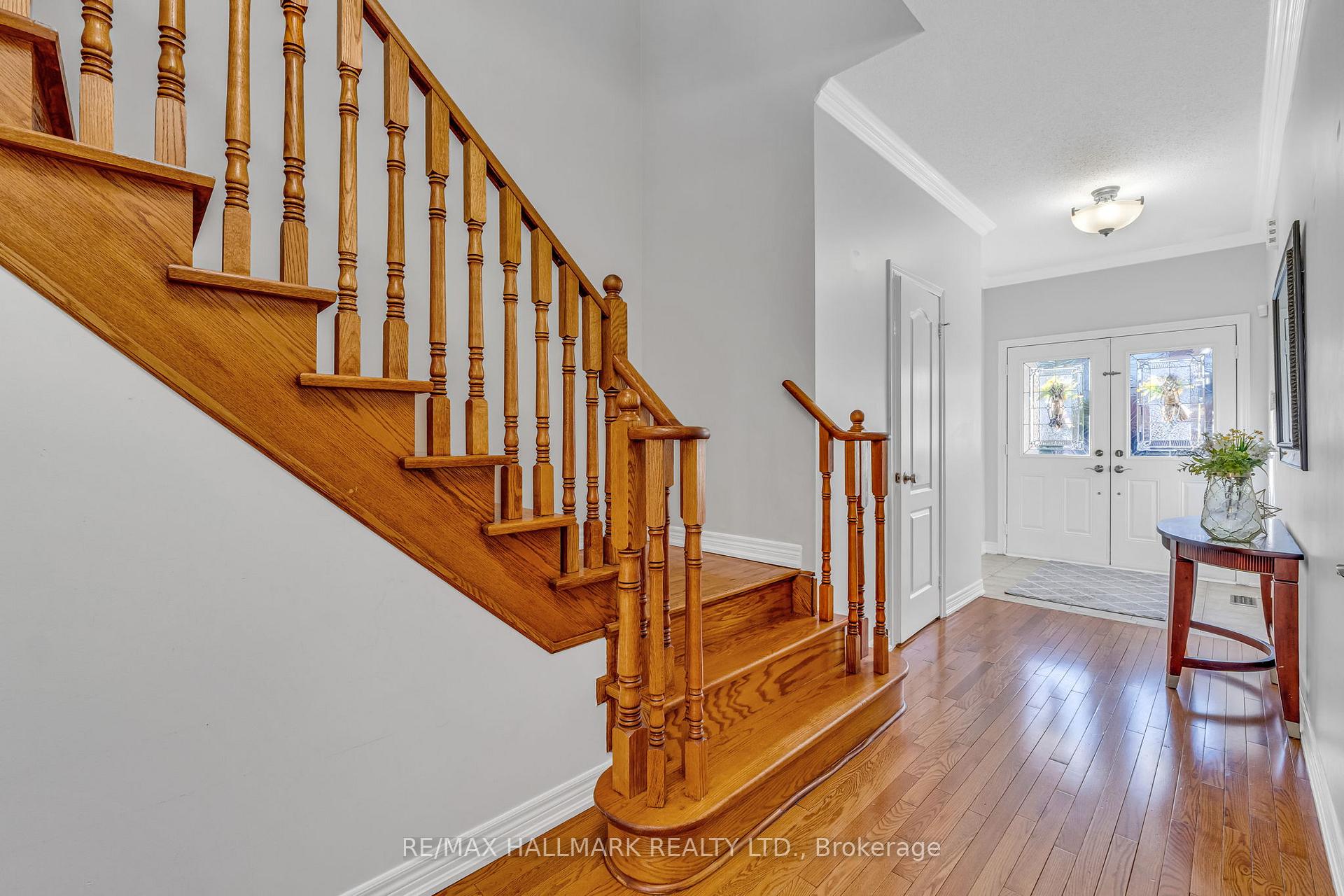 Photo 20 of 31 Ozner Crescent, Vaughan, Vellore Village — HOMEH
