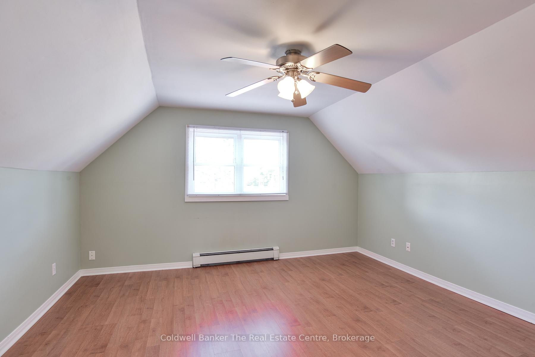 Photo 3 of 200 Dill Street, Bracebridge, Monck (Bracebridge) — HOMEH