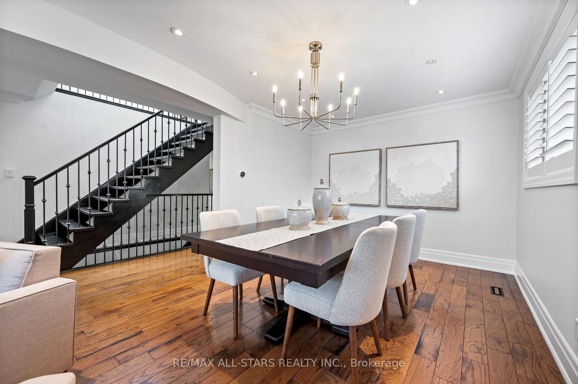 Photo 11 of 33 Hagerman Boulevard, Markham, Unionville — HOMEH
