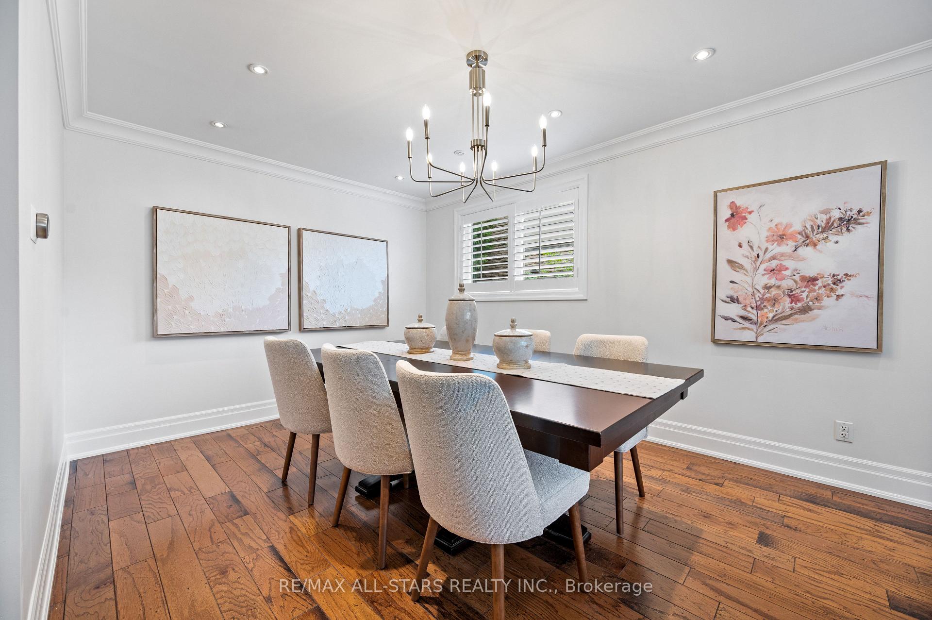 Photo 13 of 33 Hagerman Boulevard, Markham, Unionville — HOMEH