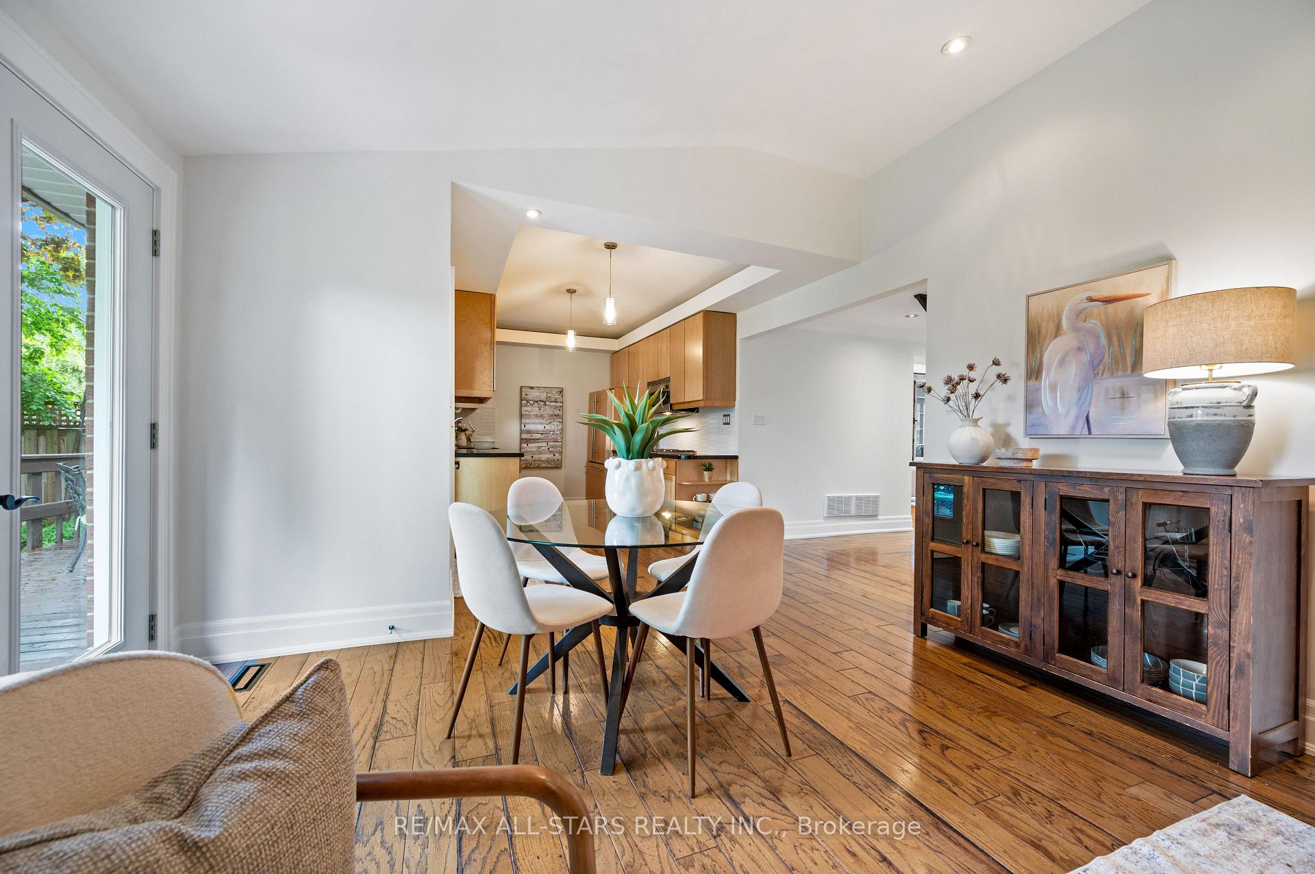 Photo 23 of 33 Hagerman Boulevard, Markham, Unionville — HOMEH