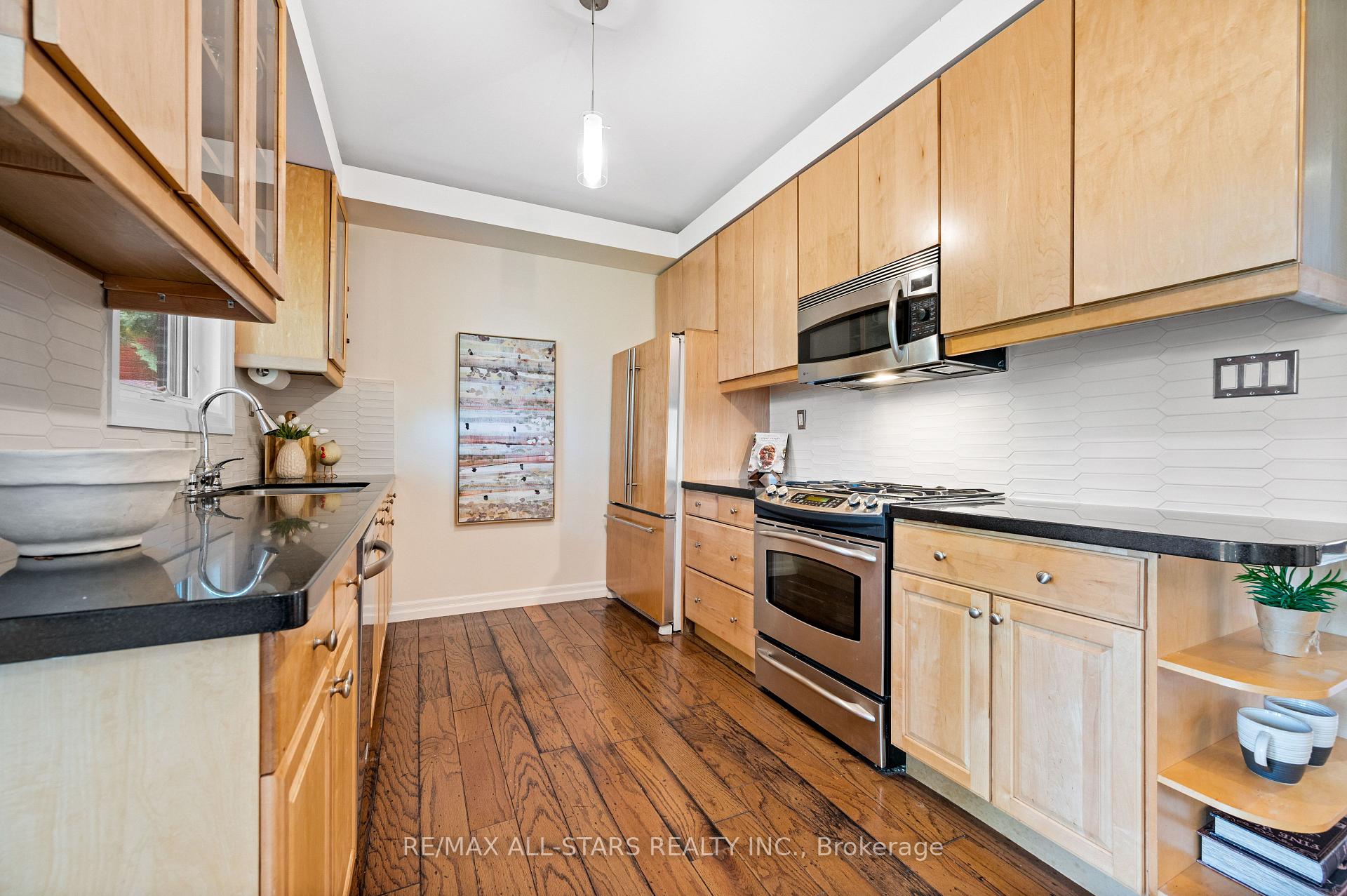 Photo 19 of 33 Hagerman Boulevard, Markham, Unionville — HOMEH