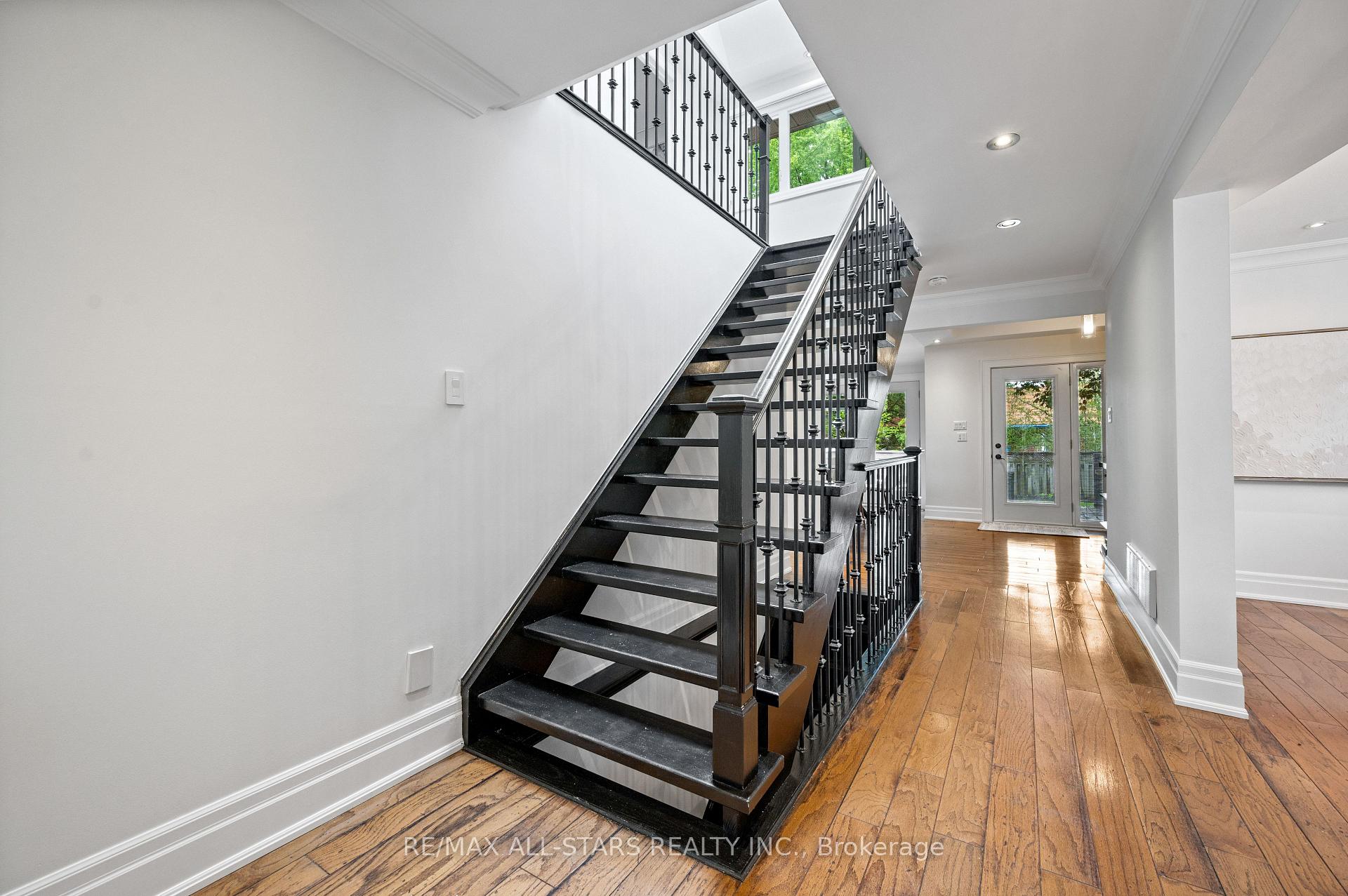 Photo 21 of 33 Hagerman Boulevard, Markham, Unionville — HOMEH