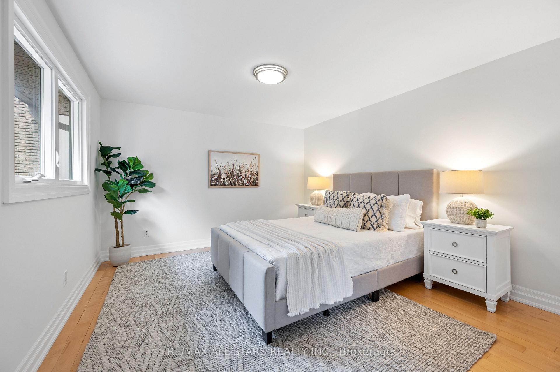Photo 40 of 33 Hagerman Boulevard, Markham, Unionville — HOMEH