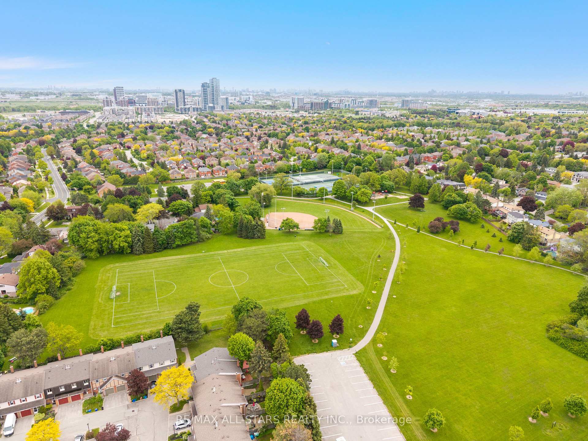 Photo 36 of 33 Hagerman Boulevard, Markham, Unionville — HOMEH