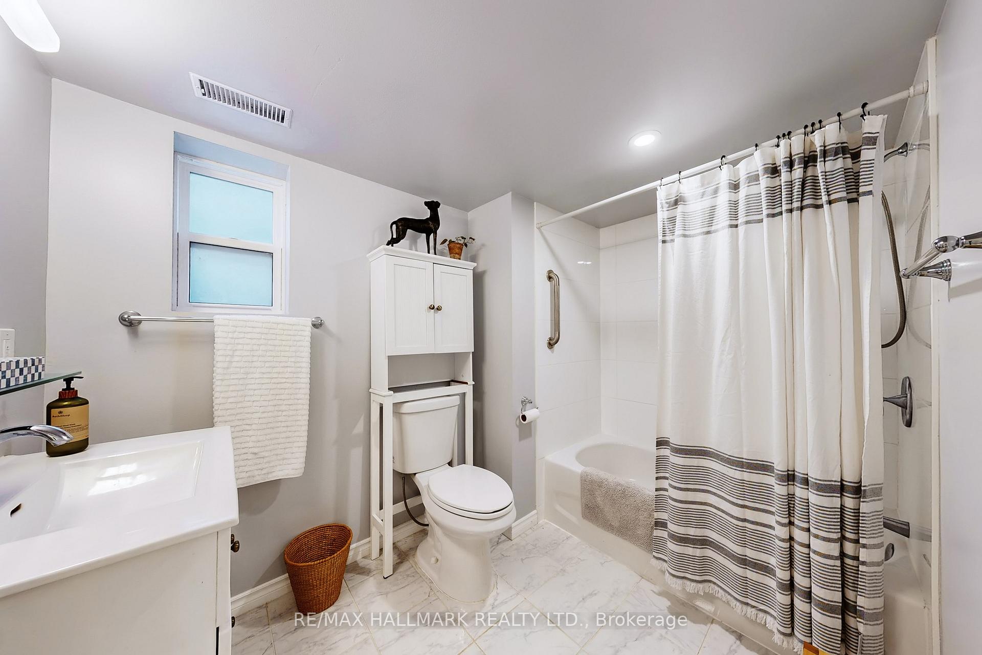 Photo 32 of 223 Ferris Road, Toronto, O'Connor-Parkview — HOMEH
