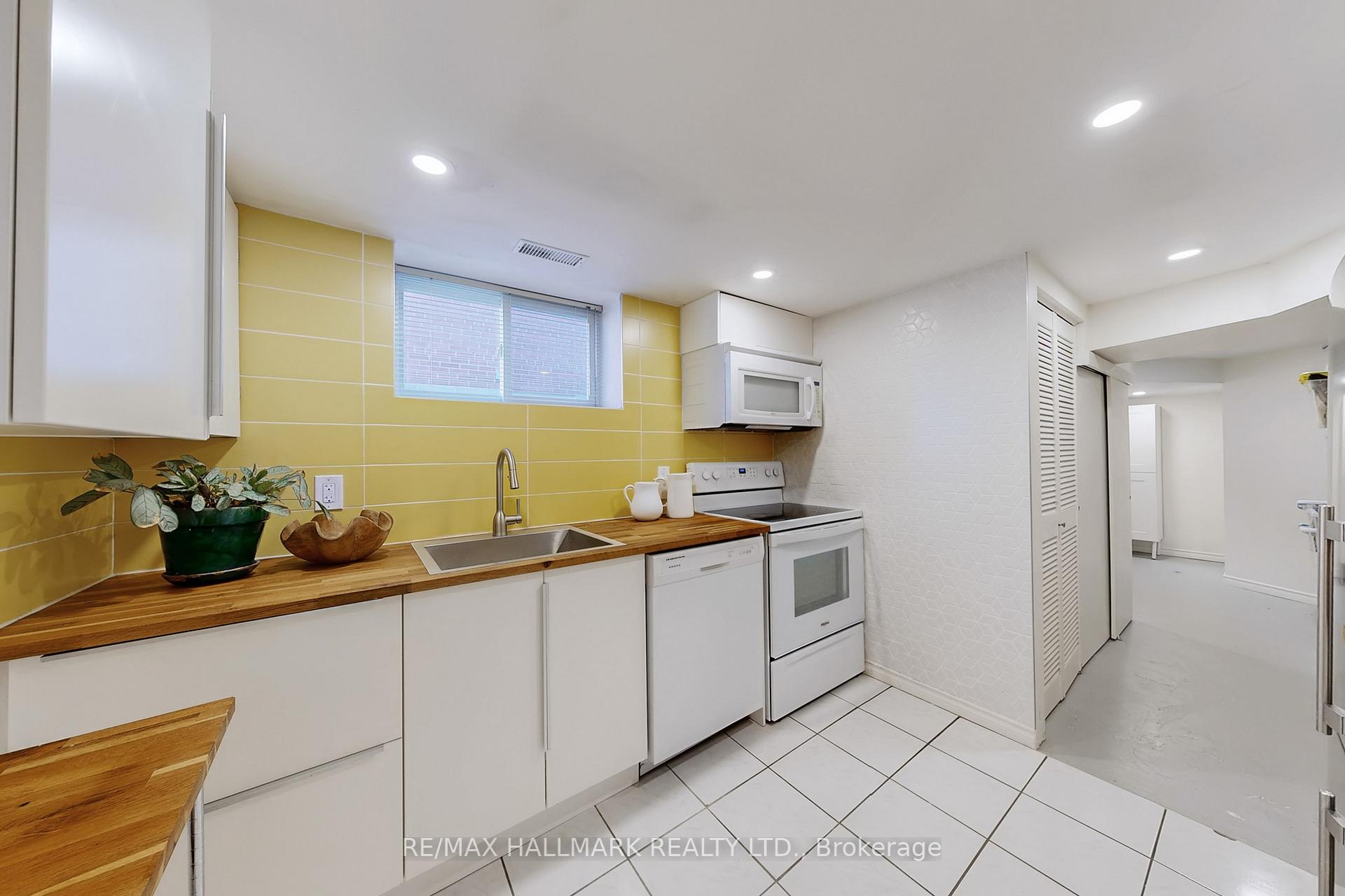 Photo 23 of 223 Ferris Road, Toronto, O'Connor-Parkview — HOMEH