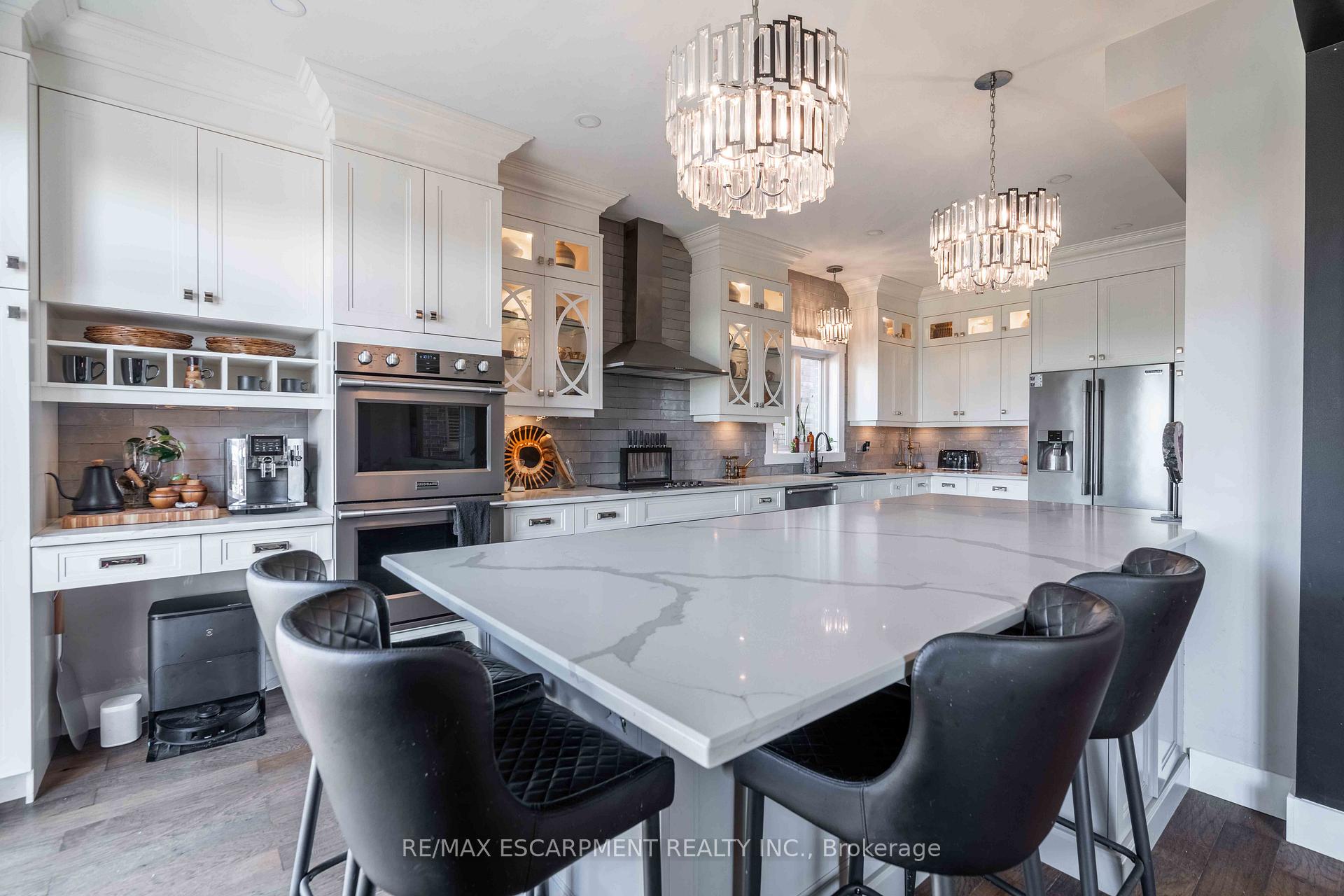 Photo 9 of 95 Greti Drive, Hamilton, Rural Glanbrook — HOMEH