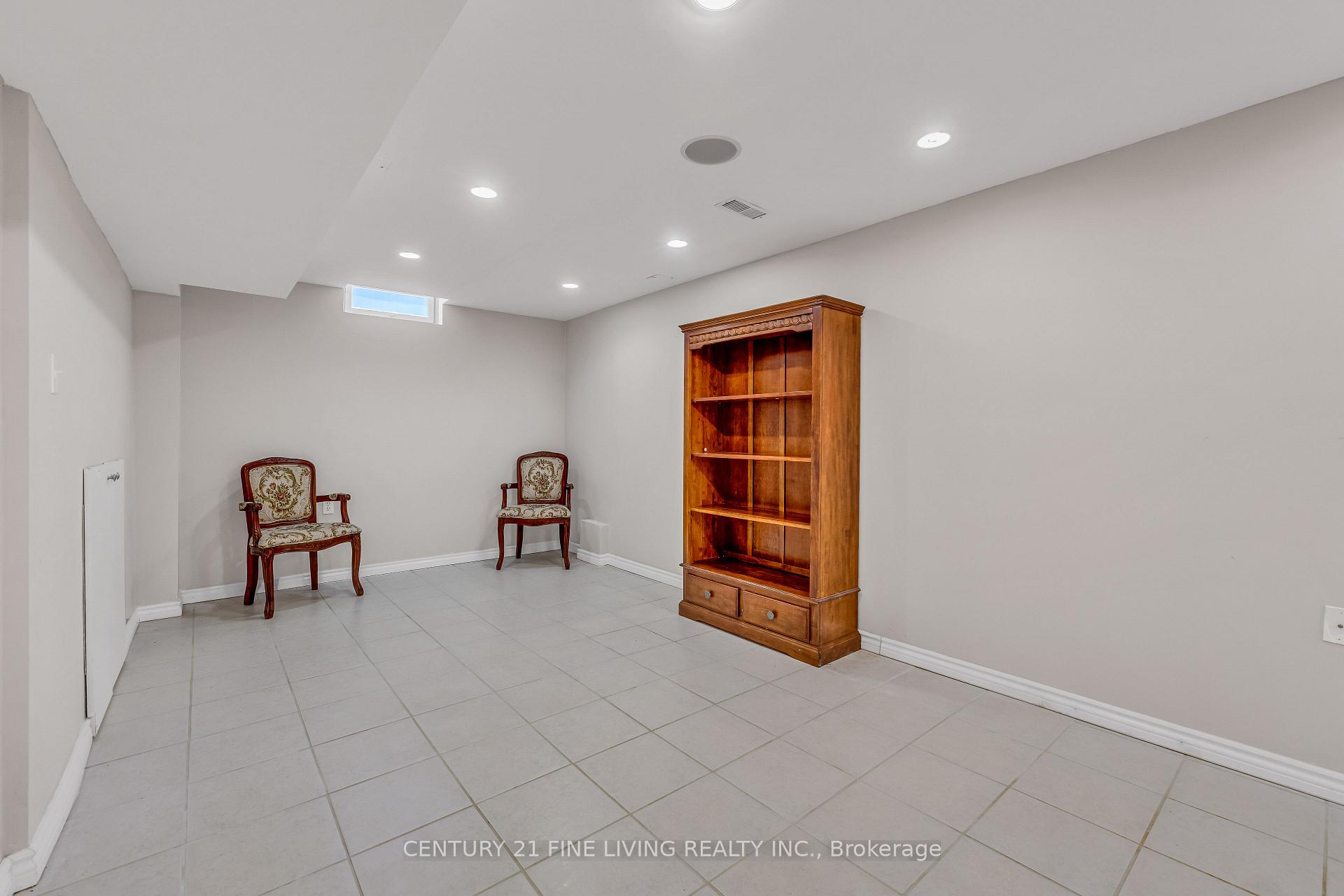 Photo 21 of 6 Renoir Drive, Vaughan, Patterson — HOMEH