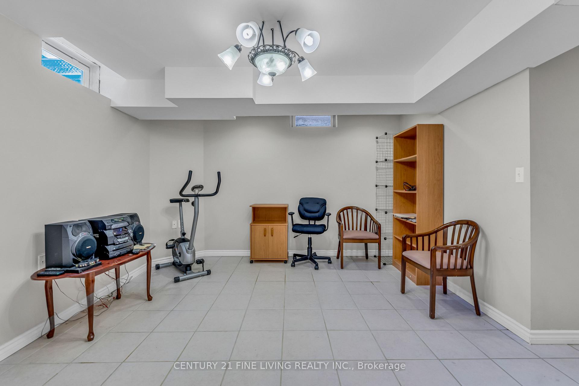 Photo 20 of 6 Renoir Drive, Vaughan, Patterson — HOMEH