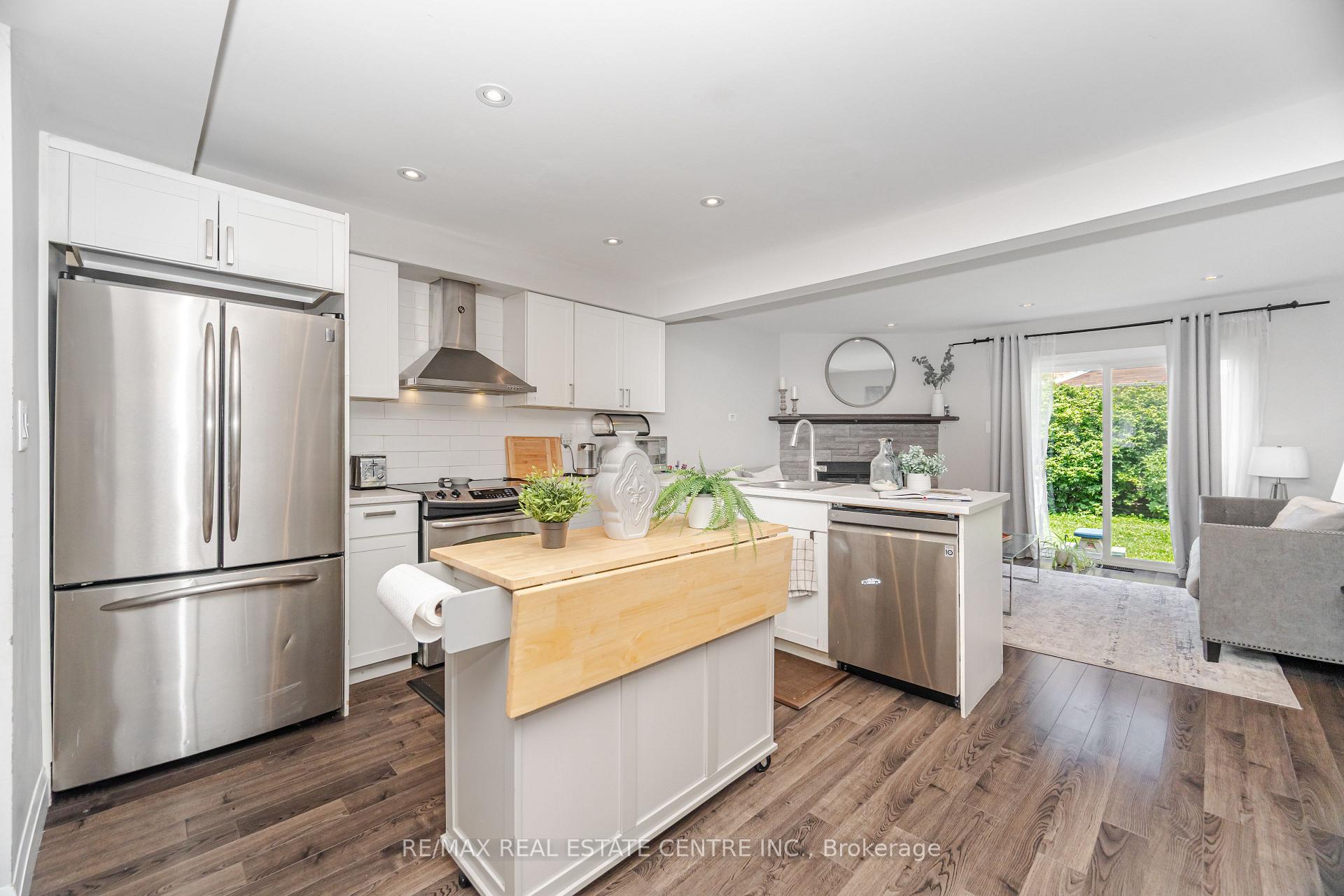 Photo 23 of 43 Ashbrook Way, Brampton, Fletcher's West — HOMEH