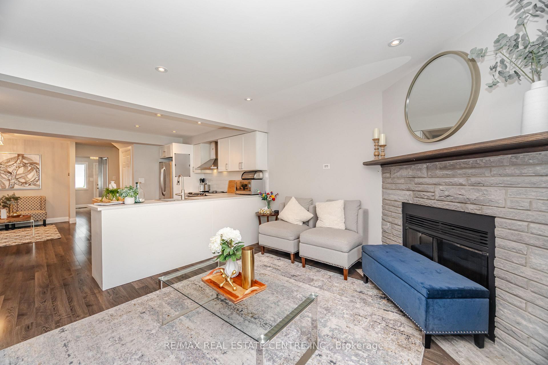 Photo 21 of 43 Ashbrook Way, Brampton, Fletcher's West — HOMEH